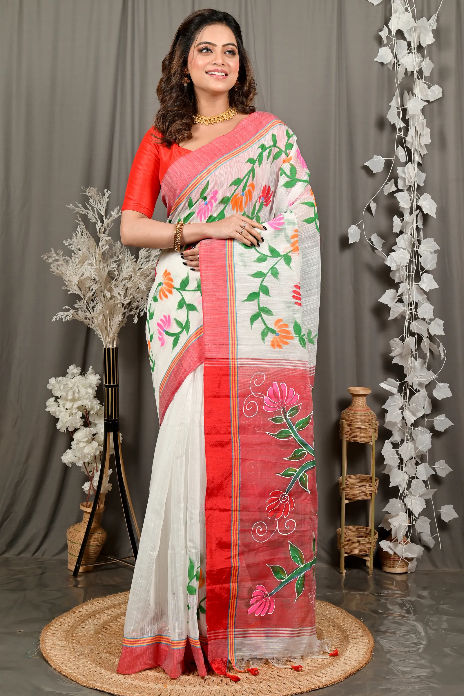 DipDiya Cotton Blend White Red Deepsi Grace of Bengal Hand Painted Sarees