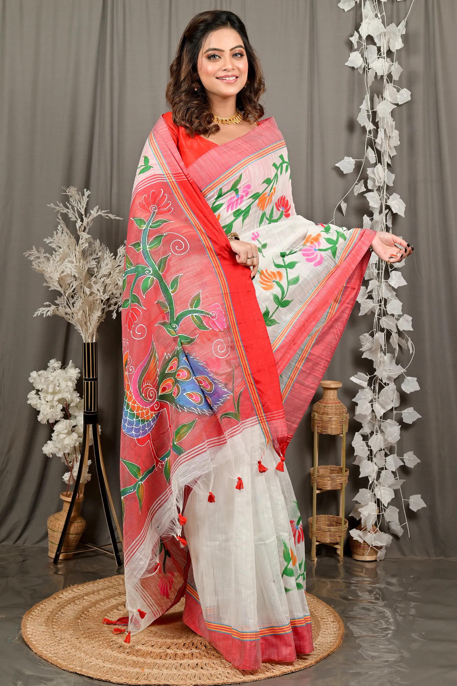 DipDiya Cotton Blend White Red Deepsi Grace of Bengal Hand Painted Sarees