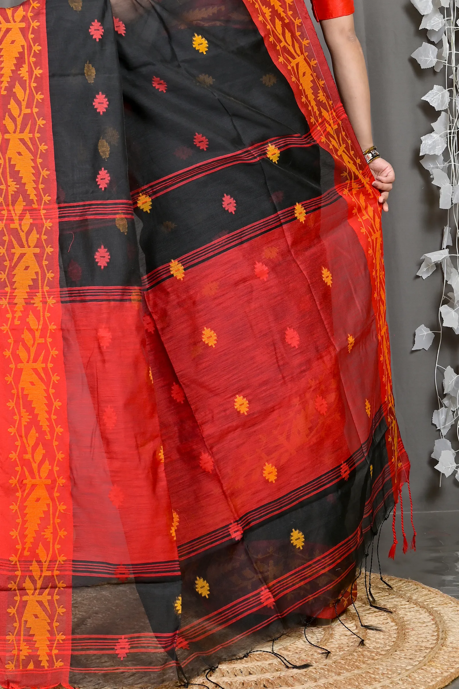 DipDiya Cotton Blended Black Red Parul Crafted in Bengal Handloom Sarees