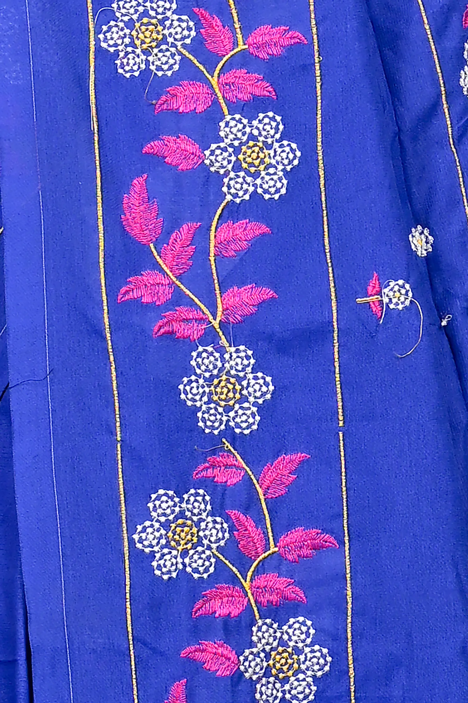 DipDiya Cotton Blended Blue Paraya Bengal’s Tradition Embroidery Handloom sarees