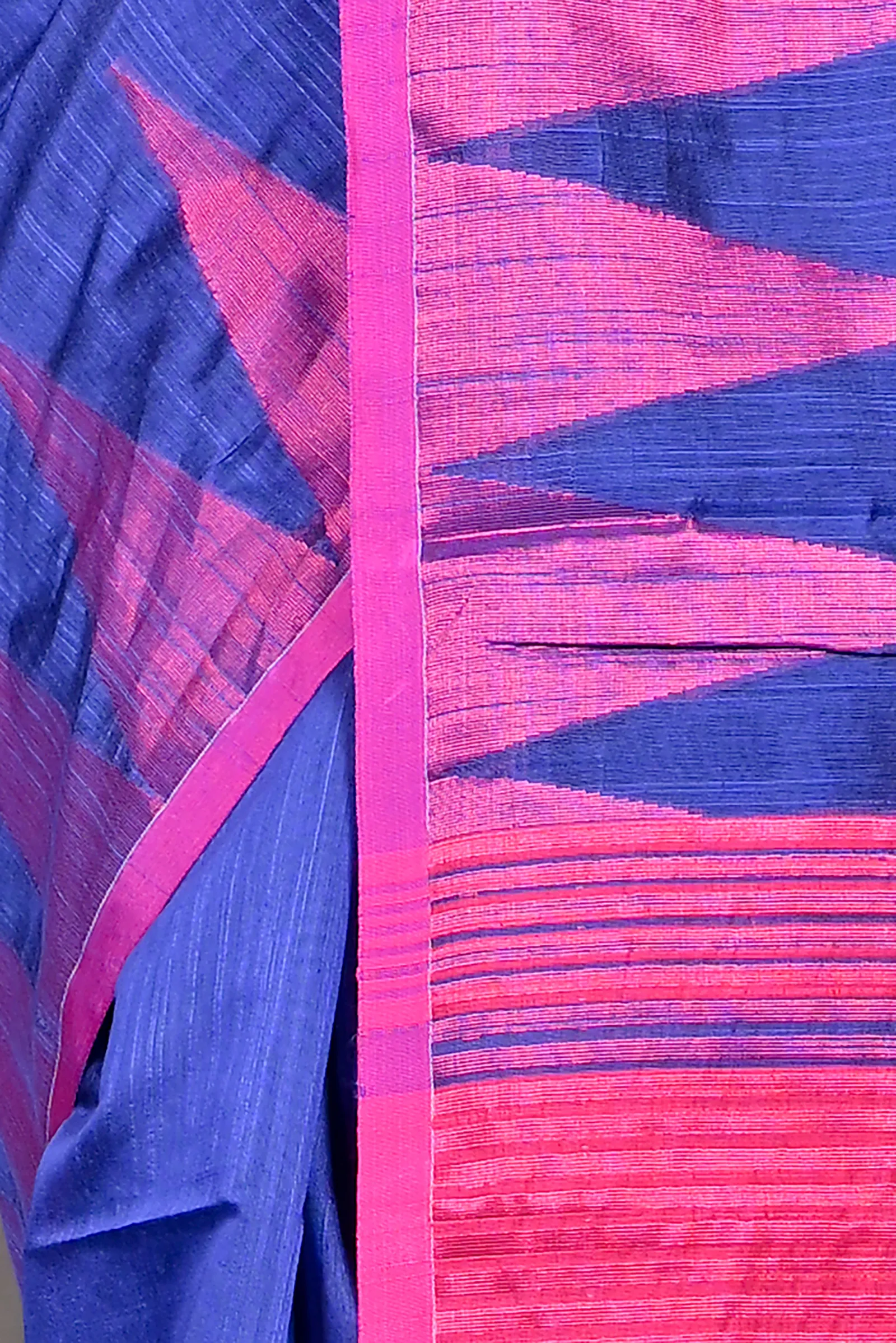 DipDiya Cotton Blended Blue Pariva Bengal’s Tradition Handloom Sarees