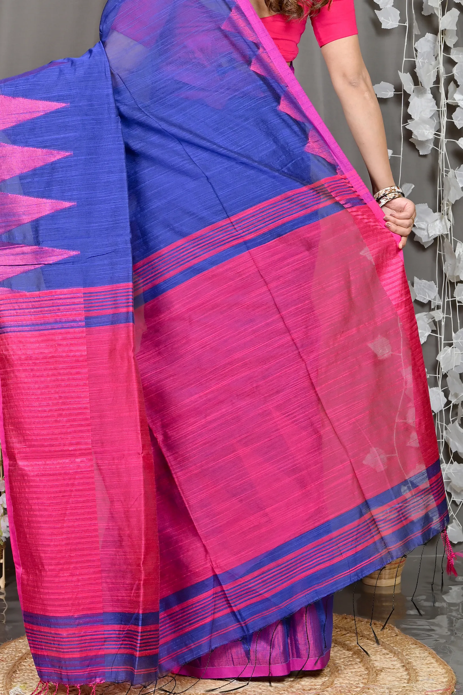 DipDiya Cotton Blended Blue Pariva Bengal’s Tradition Handloom Sarees