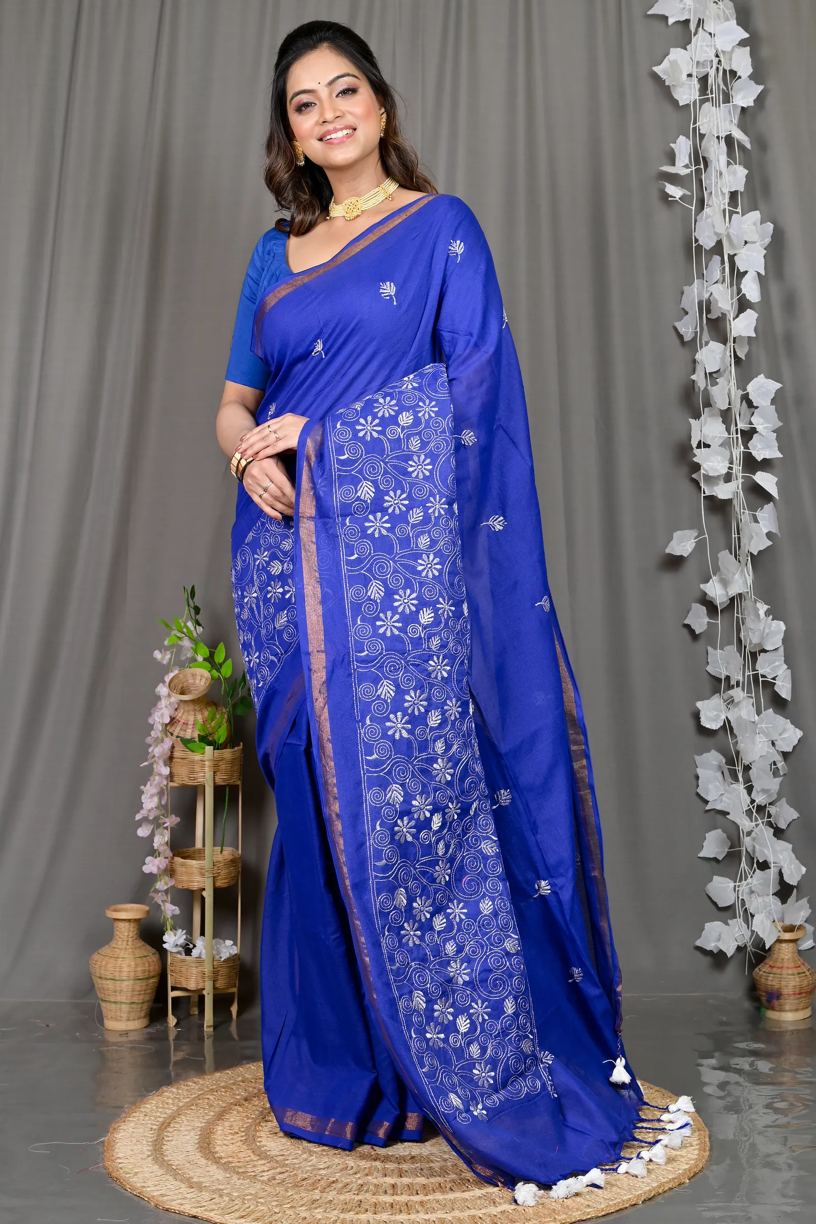 DipDiya Cotton Blended Blue Paru Classic Bengali Handloom Sarees