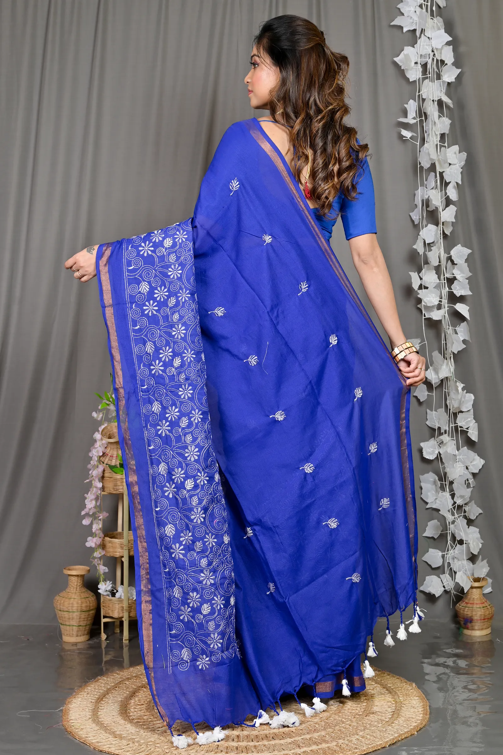 DipDiya Cotton Blended Blue Paru Classic Bengali Handloom Sarees