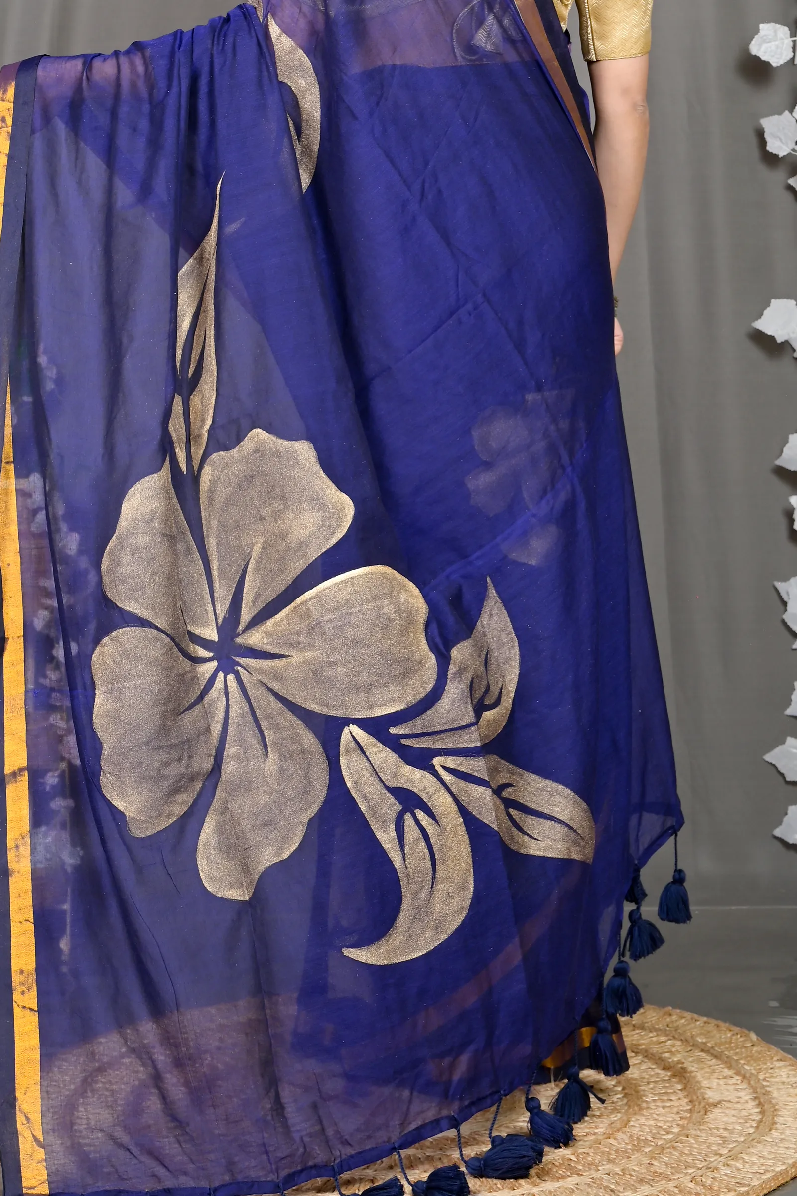 DipDiya Cotton Blended Blue Soura Elegant by Tradition Printed Handloom Sarees