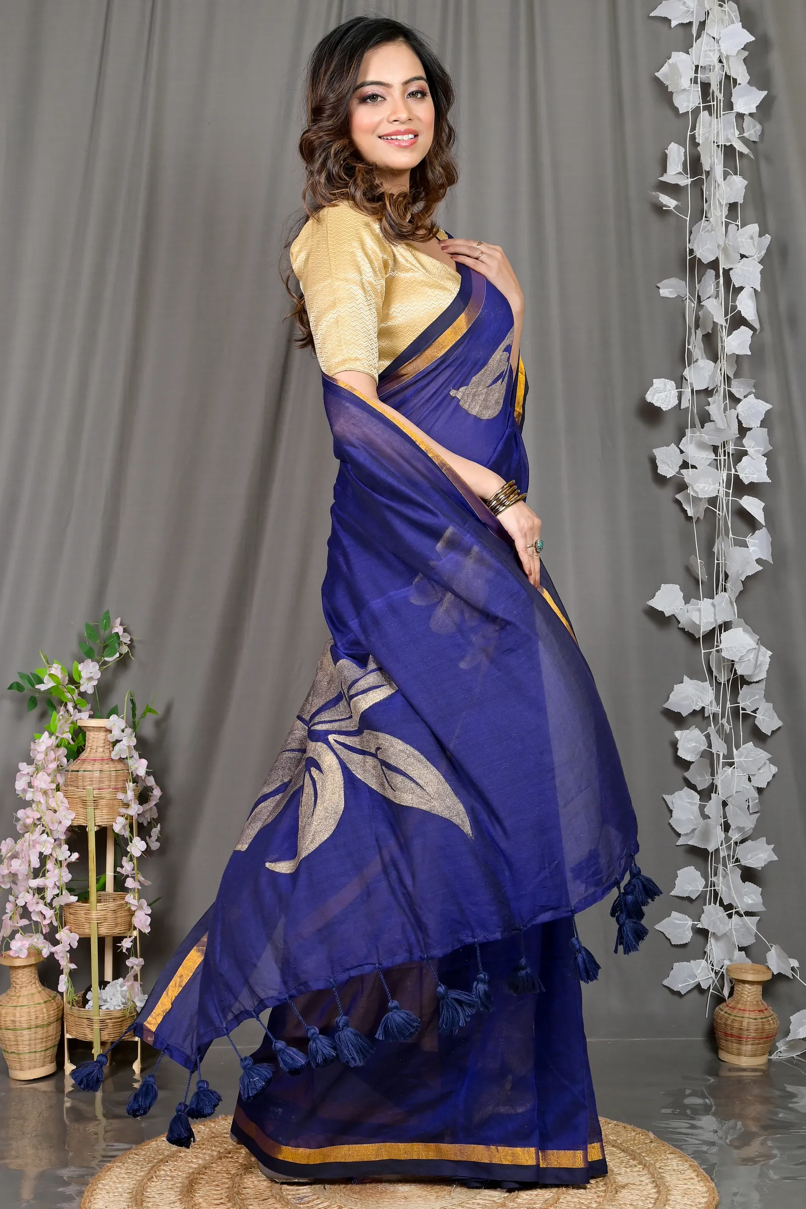 DipDiya Cotton Blended Blue Soura Elegant by Tradition Printed Handloom Sarees