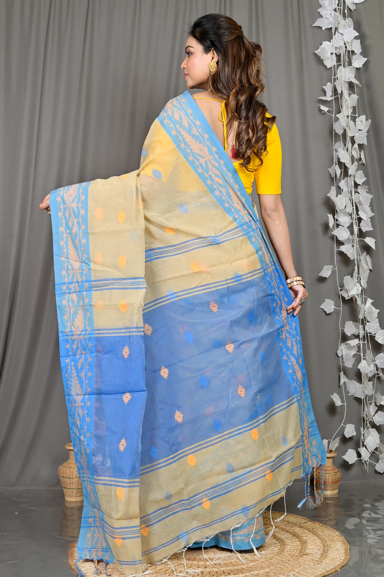 DipDiya Cotton Blended Brown Blue Parul Elegant by Tradition Handloom Sarees