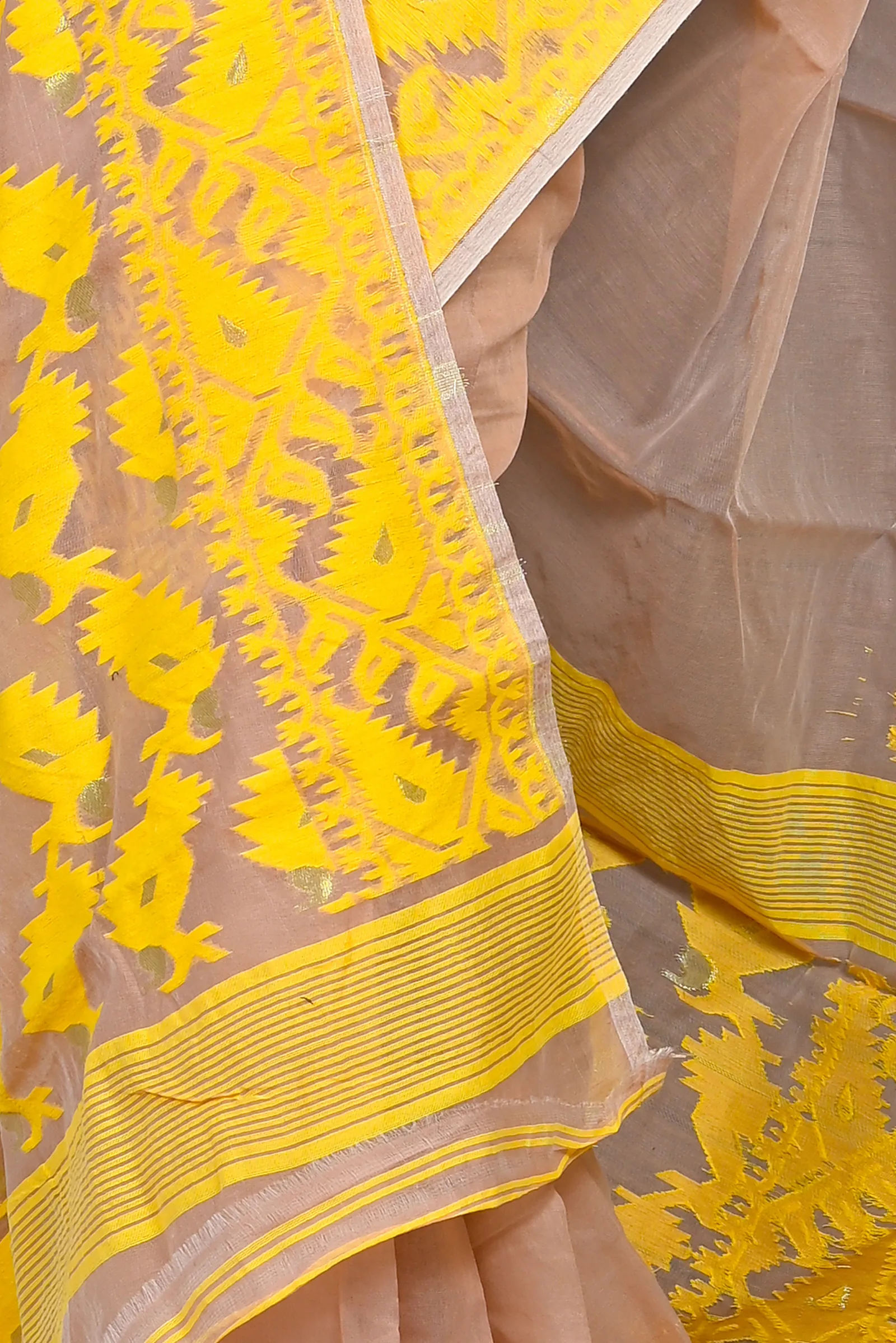 DipDiya Cotton Blended Brown Yellow Parv Pure Bengali Grace Jamdani Sarees