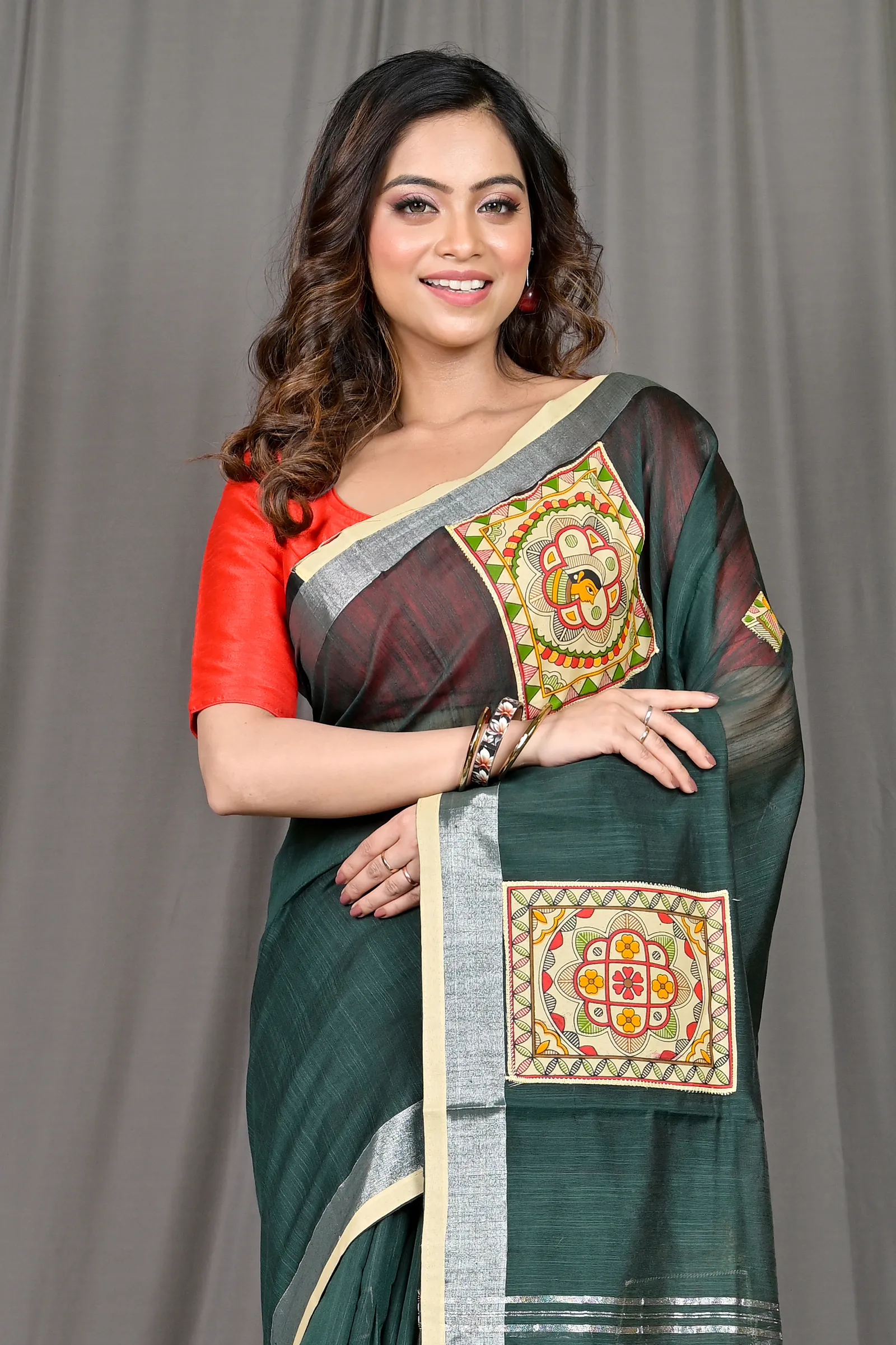 DipDiya Cotton Blended Dark Green Parija Pure Bengali Grace Applique Sarees