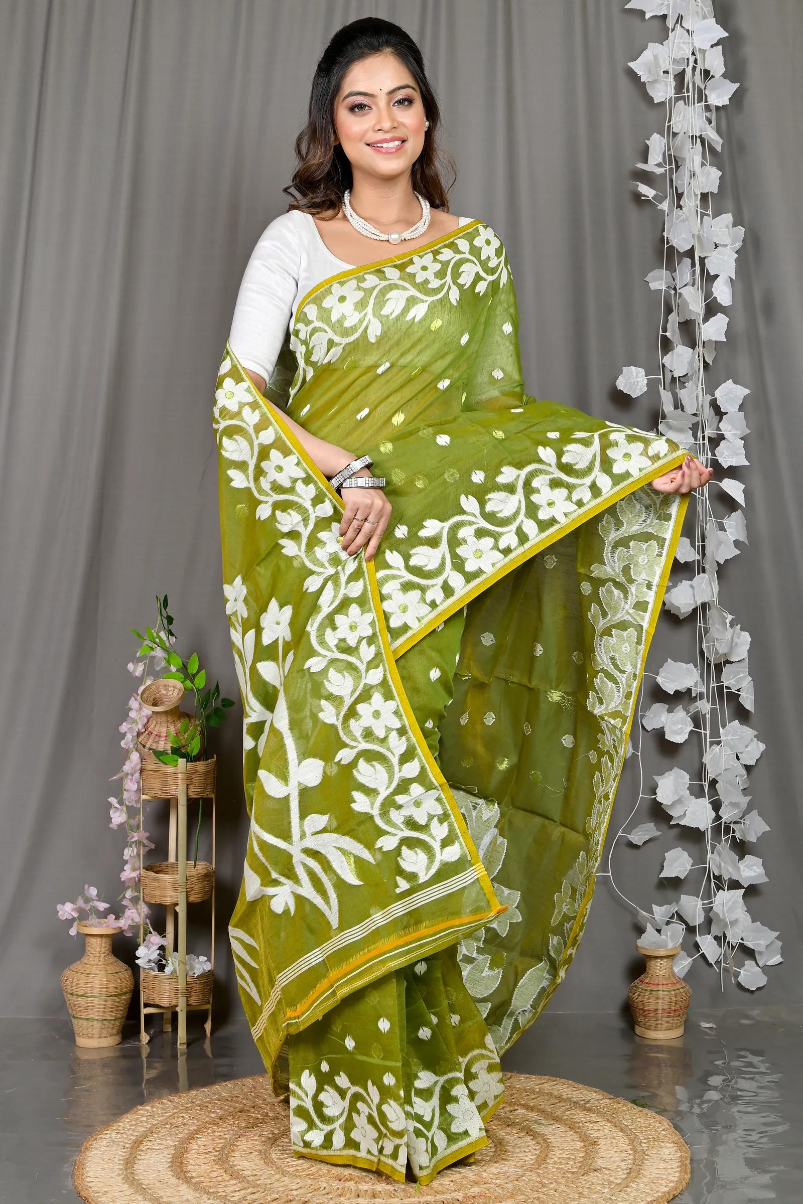 DipDiya Cotton Blended Dark Green Parinit Traditional Bengali Jamdani Sarees