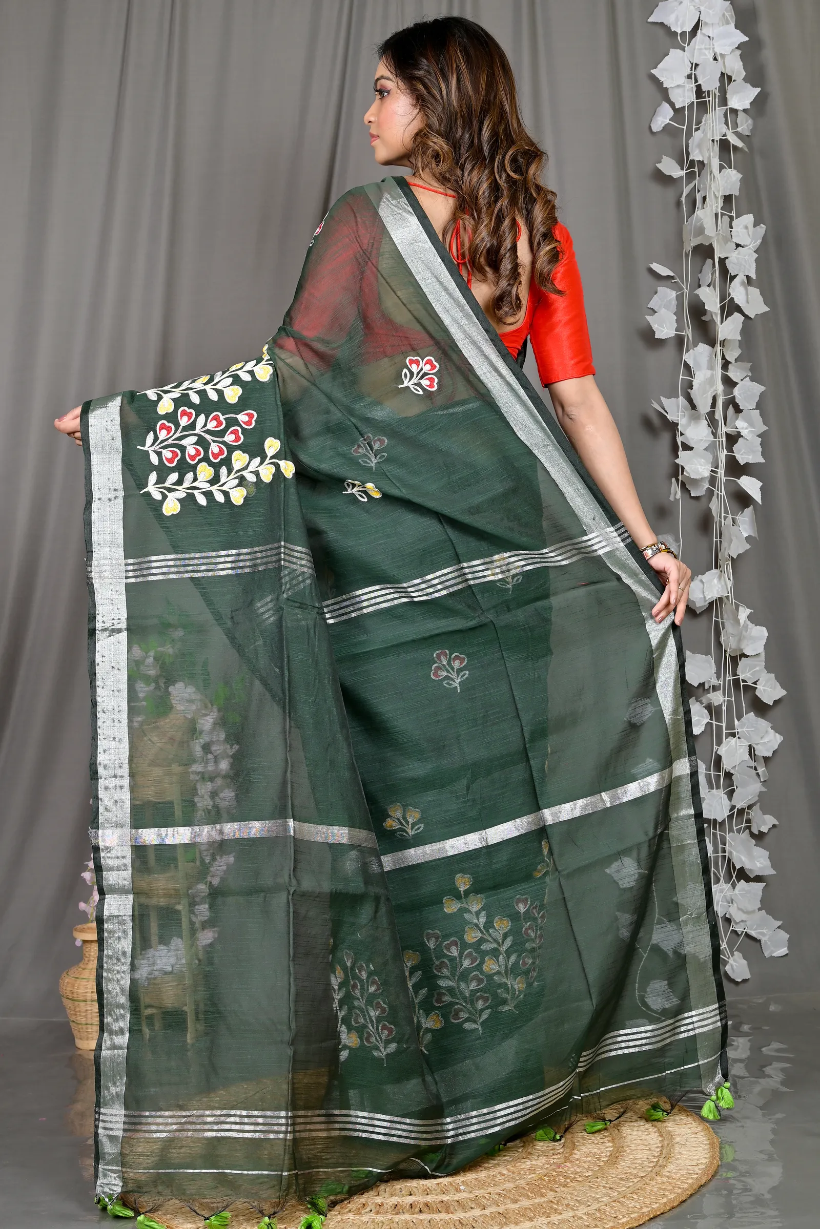 DipDiya Cotton Blended Dark Green Paroni Woven by Hand Embroidery Handloom sarees