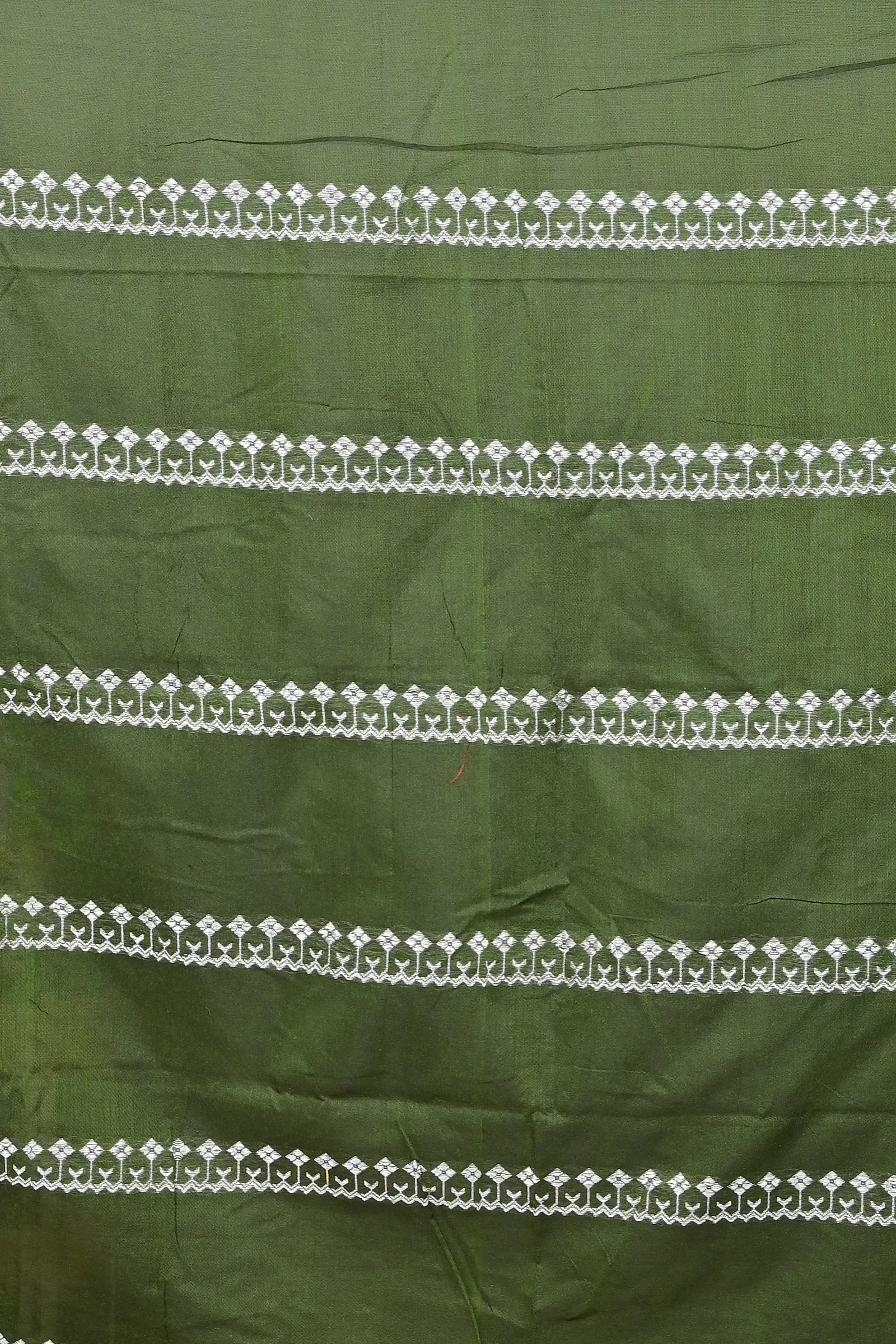 DipDiya Cotton Blended Green Pareta Crafted with Soul Handloom Sarees