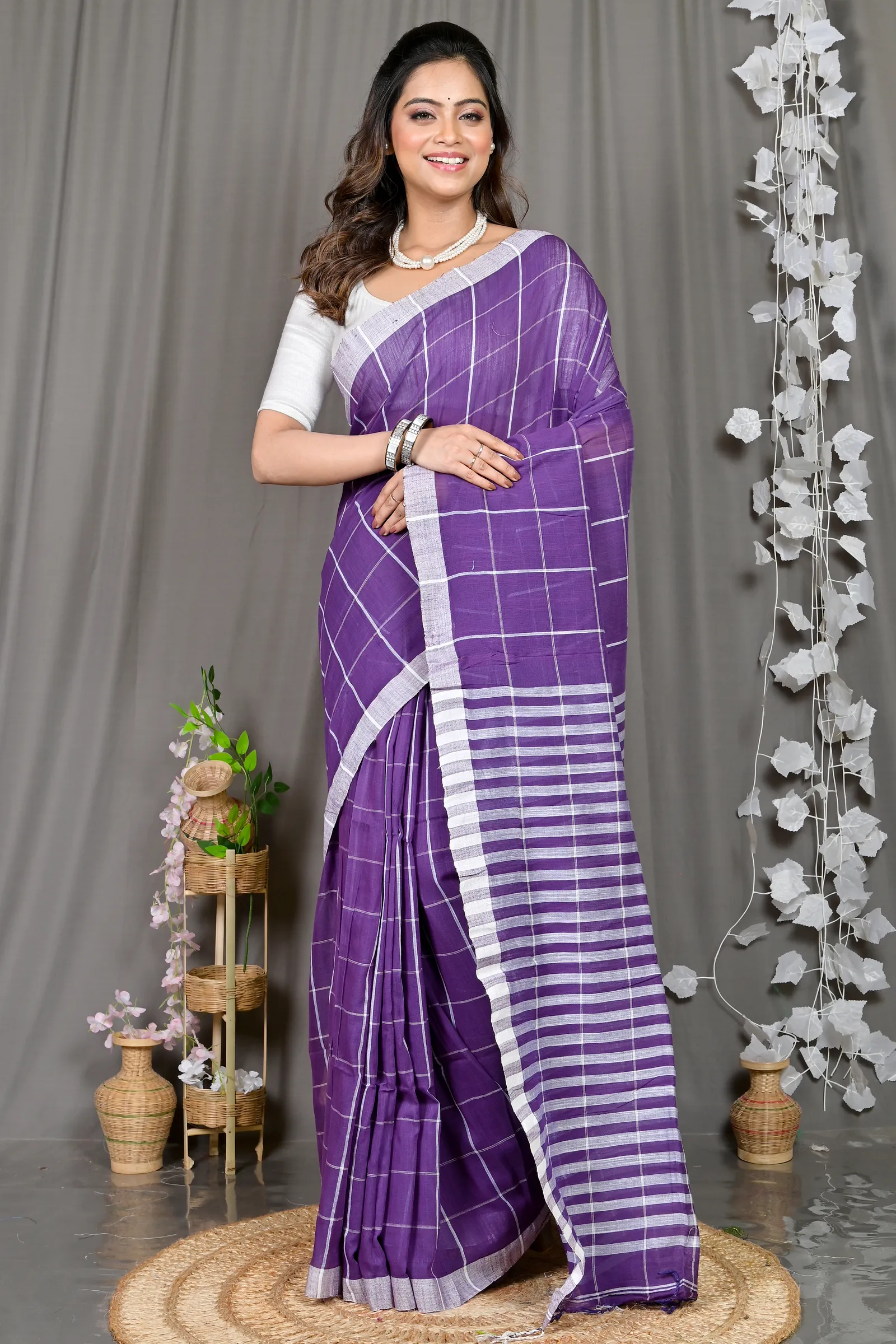 DipDiya Cotton Blended Lavender Parodhi Rooted in Bengal Handloom Sarees