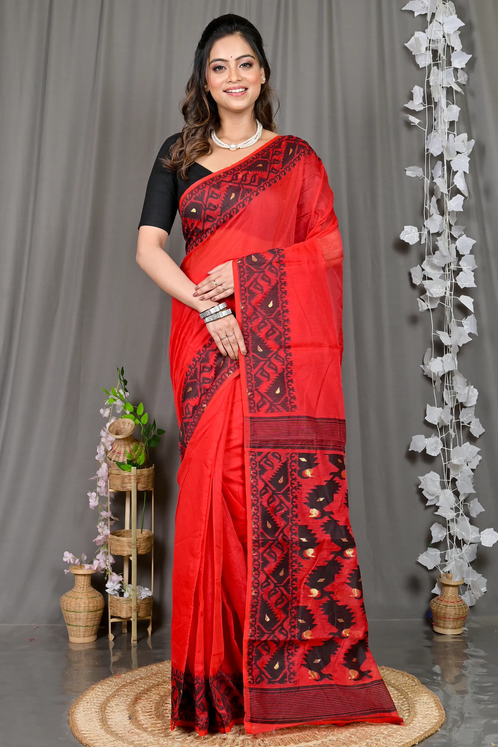 DipDiya Cotton Blended Maroon Parv Loom to Love Jamdani Sarees