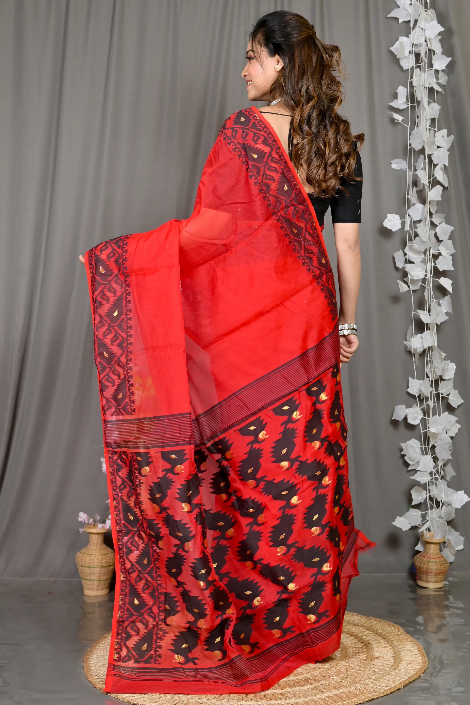 DipDiya Cotton Blended Maroon Parv Loom to Love Jamdani Sarees