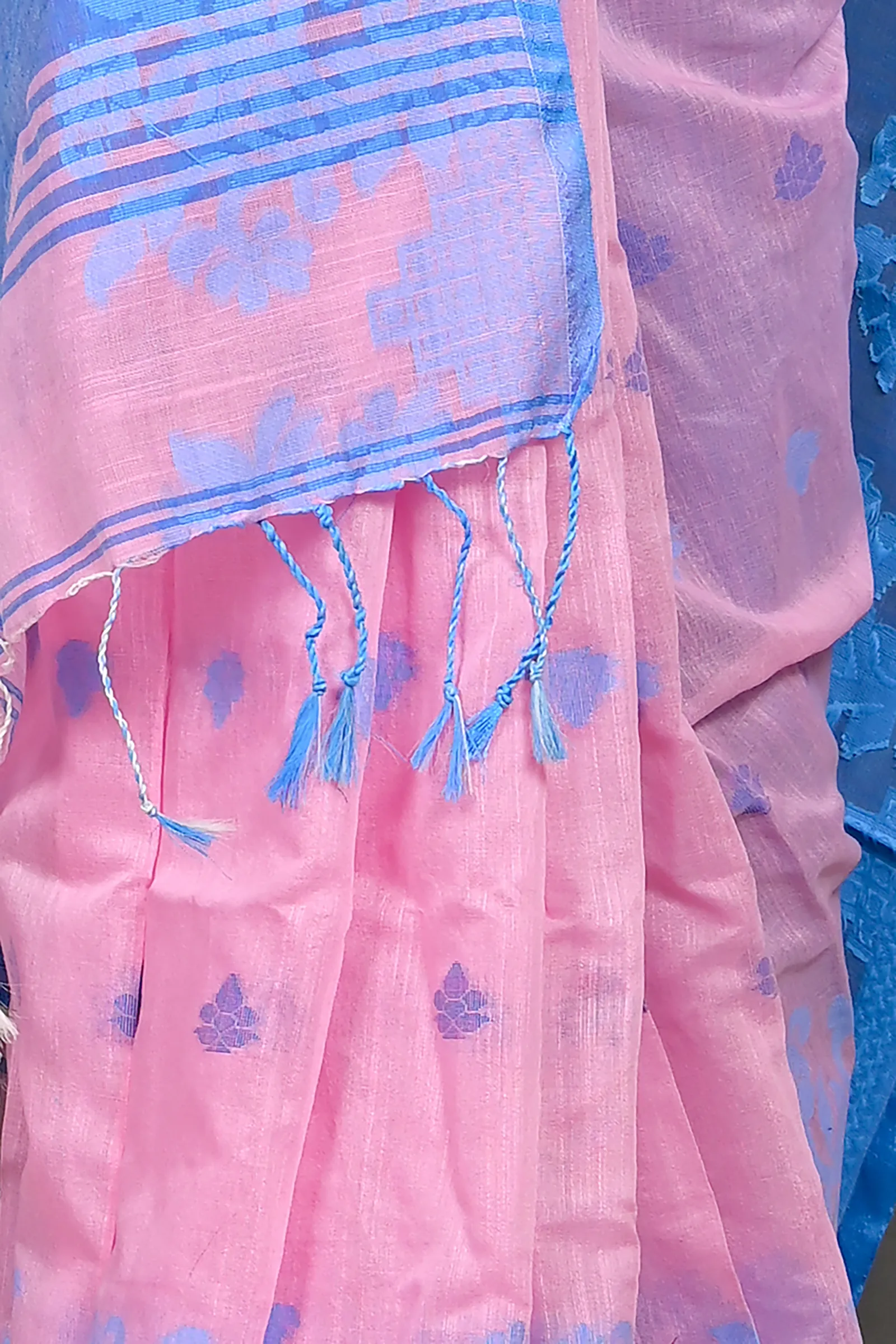 DipDiya Cotton Blended Pink Blue Parup Heritage Elegance Handloom Sarees