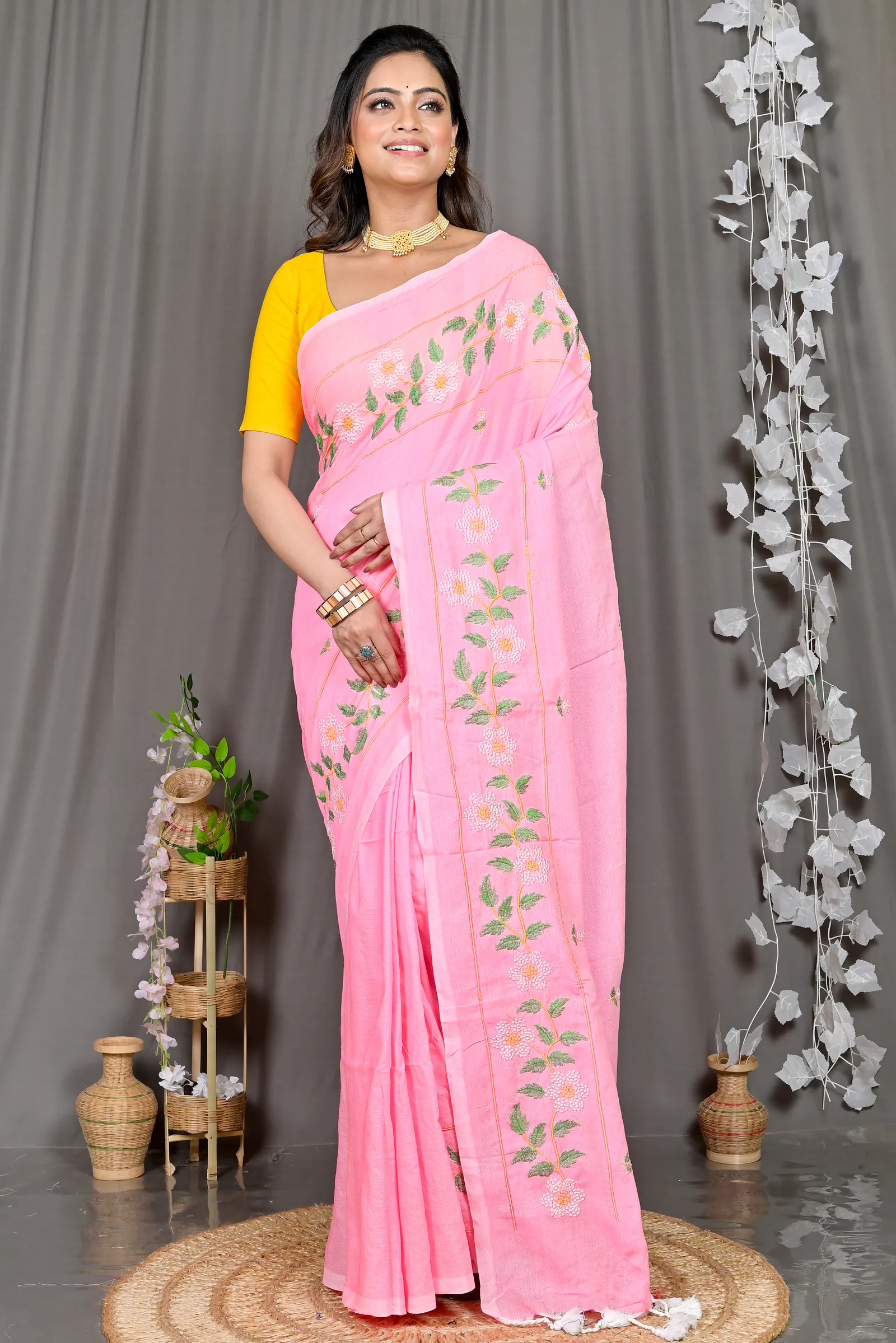 DipDiya Cotton Blended Pink Paraya Classic Grace Embroidery Handloom sarees