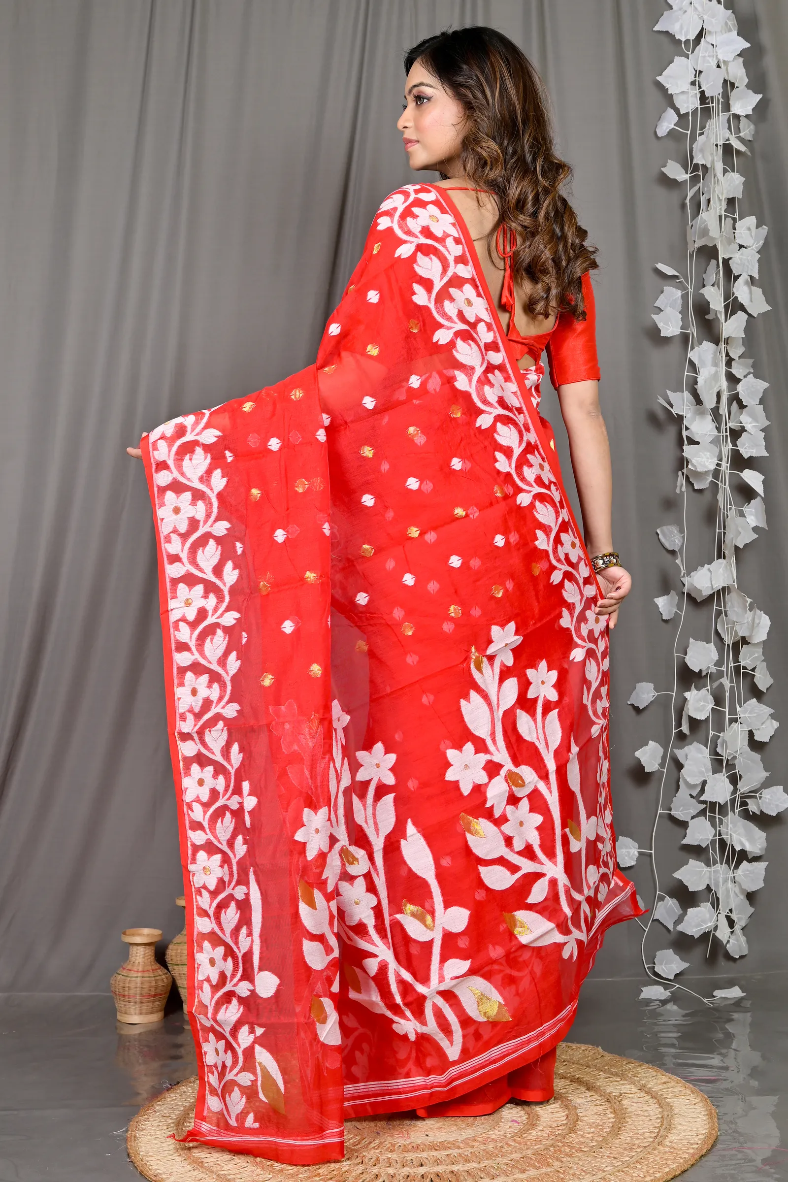 DipDiya Cotton Blended Red Parinit Woven with Love Jamdani Sarees