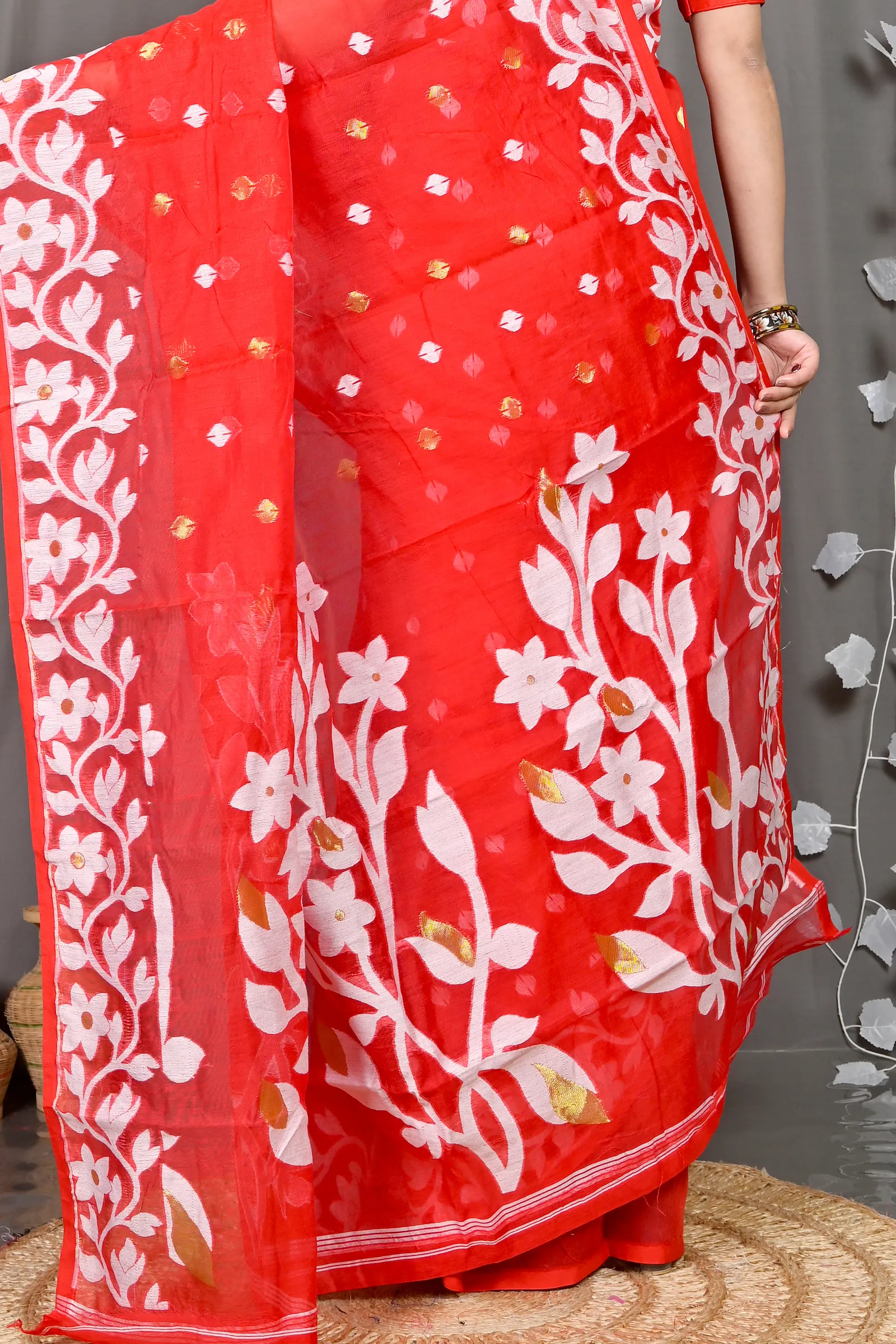 DipDiya Cotton Blended Red Parinit Woven with Love Jamdani Sarees