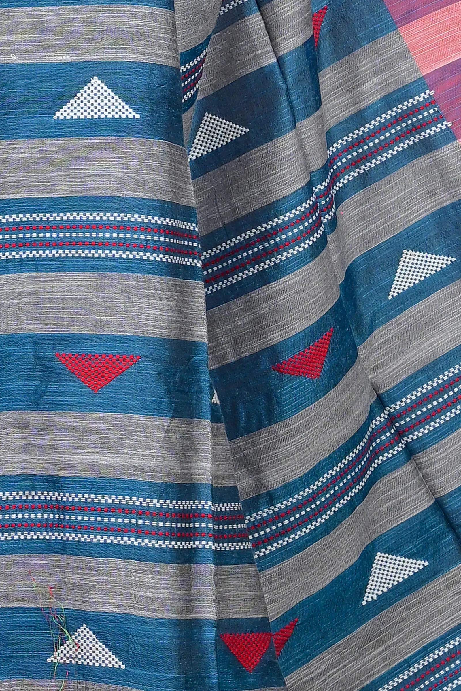 DipDiya Cotton Blended Royal Blue Parnika Heritage You Can Wear Handloom Sarees