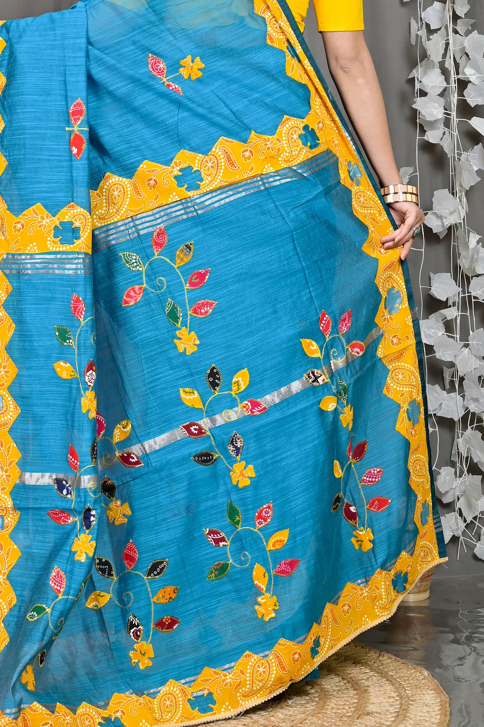 DipDiya Cotton Blended Sky Blue Parik Timeless Bengal Applique Sarees