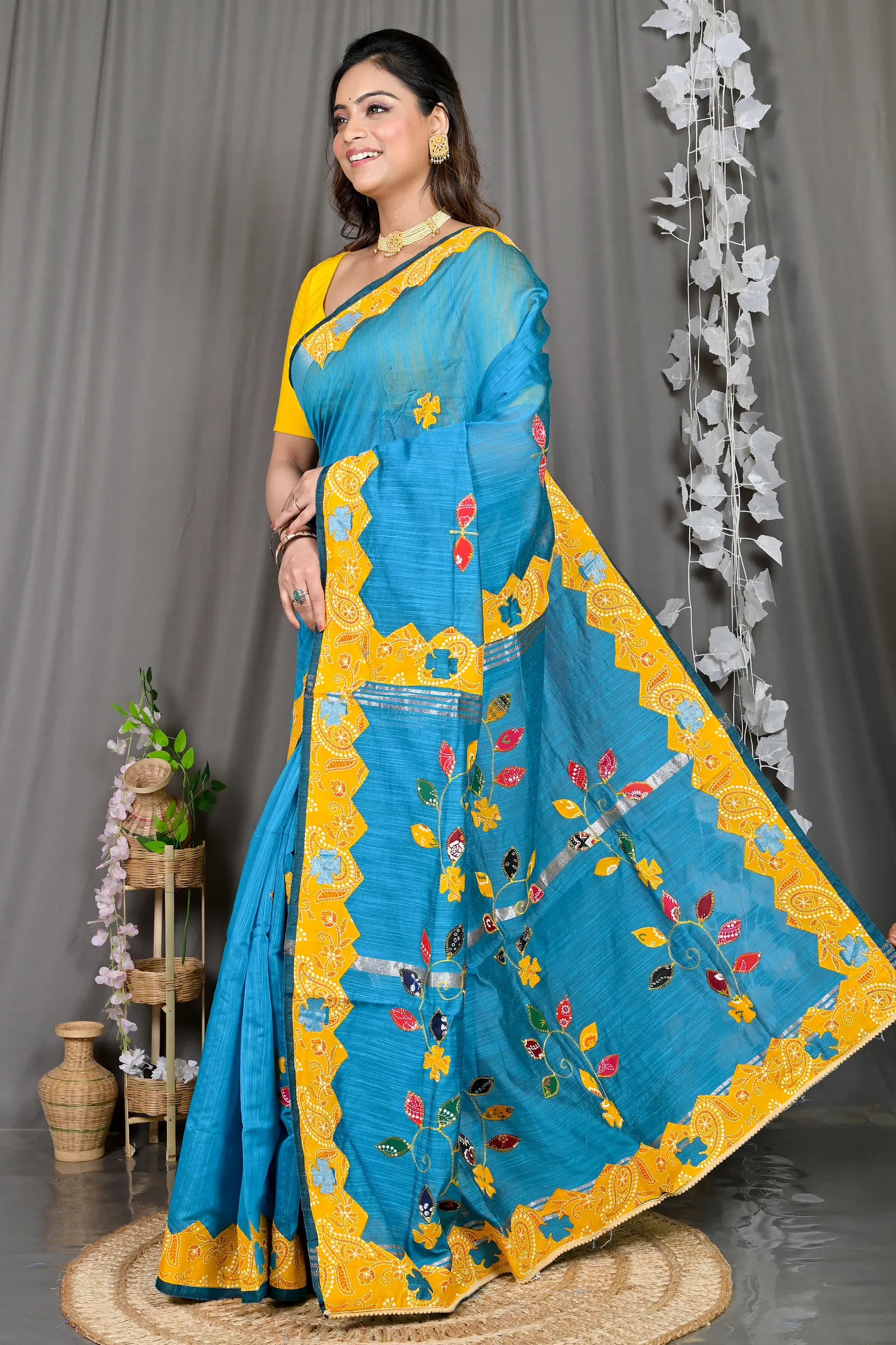 DipDiya Cotton Blended Sky Blue Parik Timeless Bengal Applique Sarees