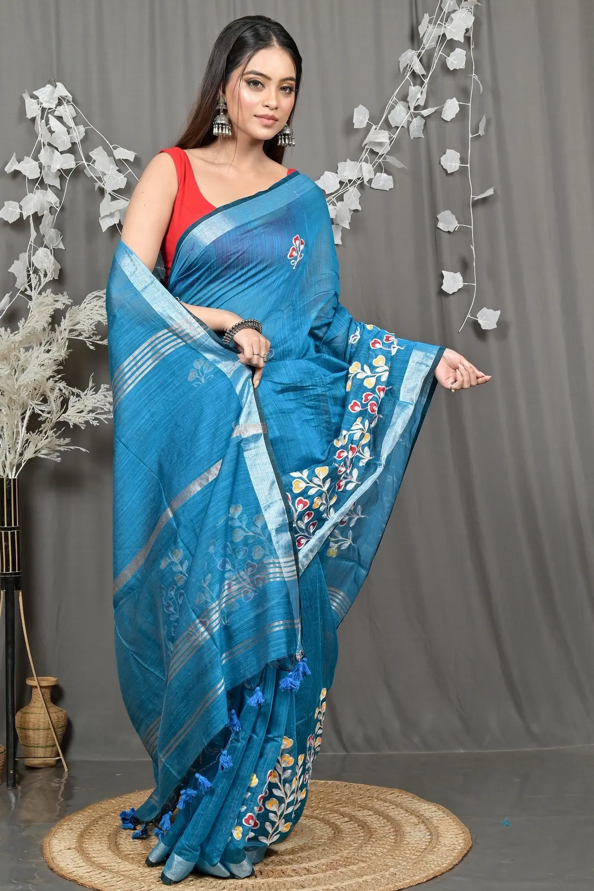 DipDiya Cotton Blended Sky Blue Paroni Heritage of Bengali Embroidery Handloom sarees