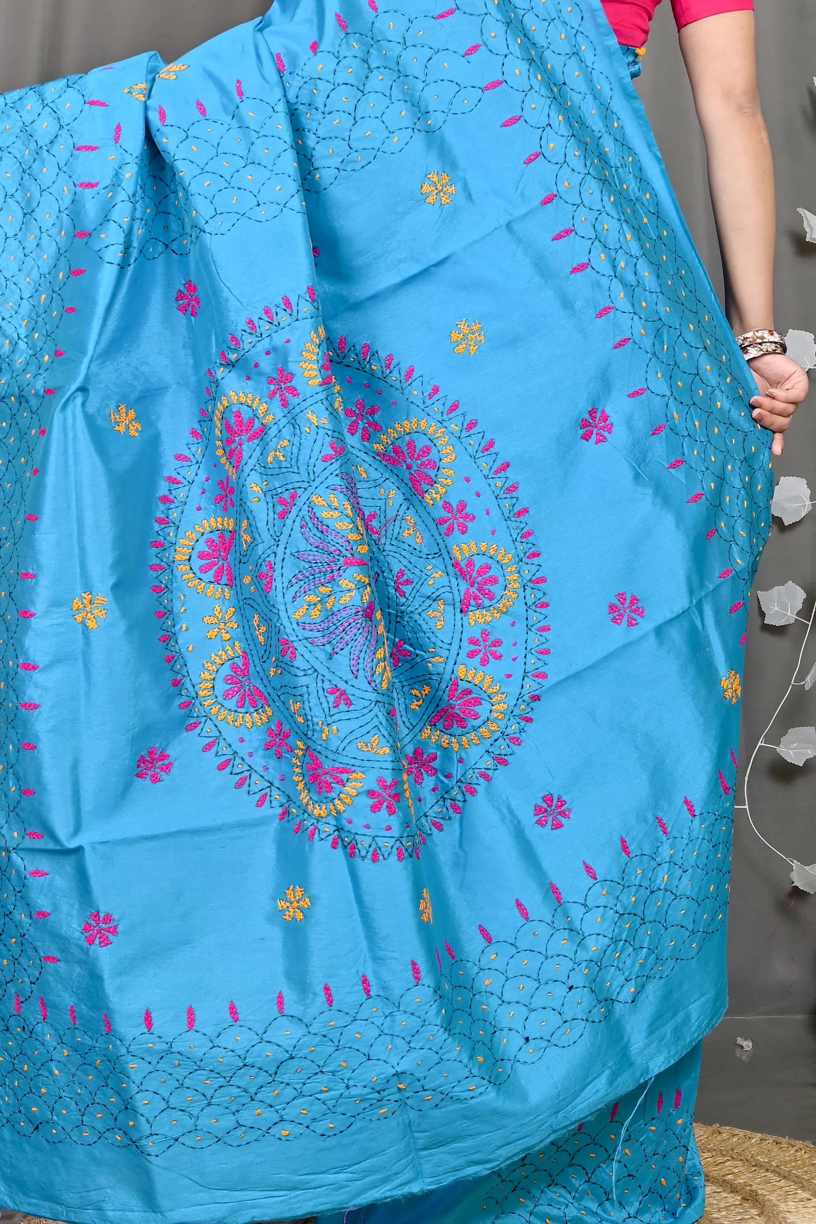 DipDiya Cotton Blended Sky Blue Soumika Elegance in Every Weave Kantha Stitch Sarees