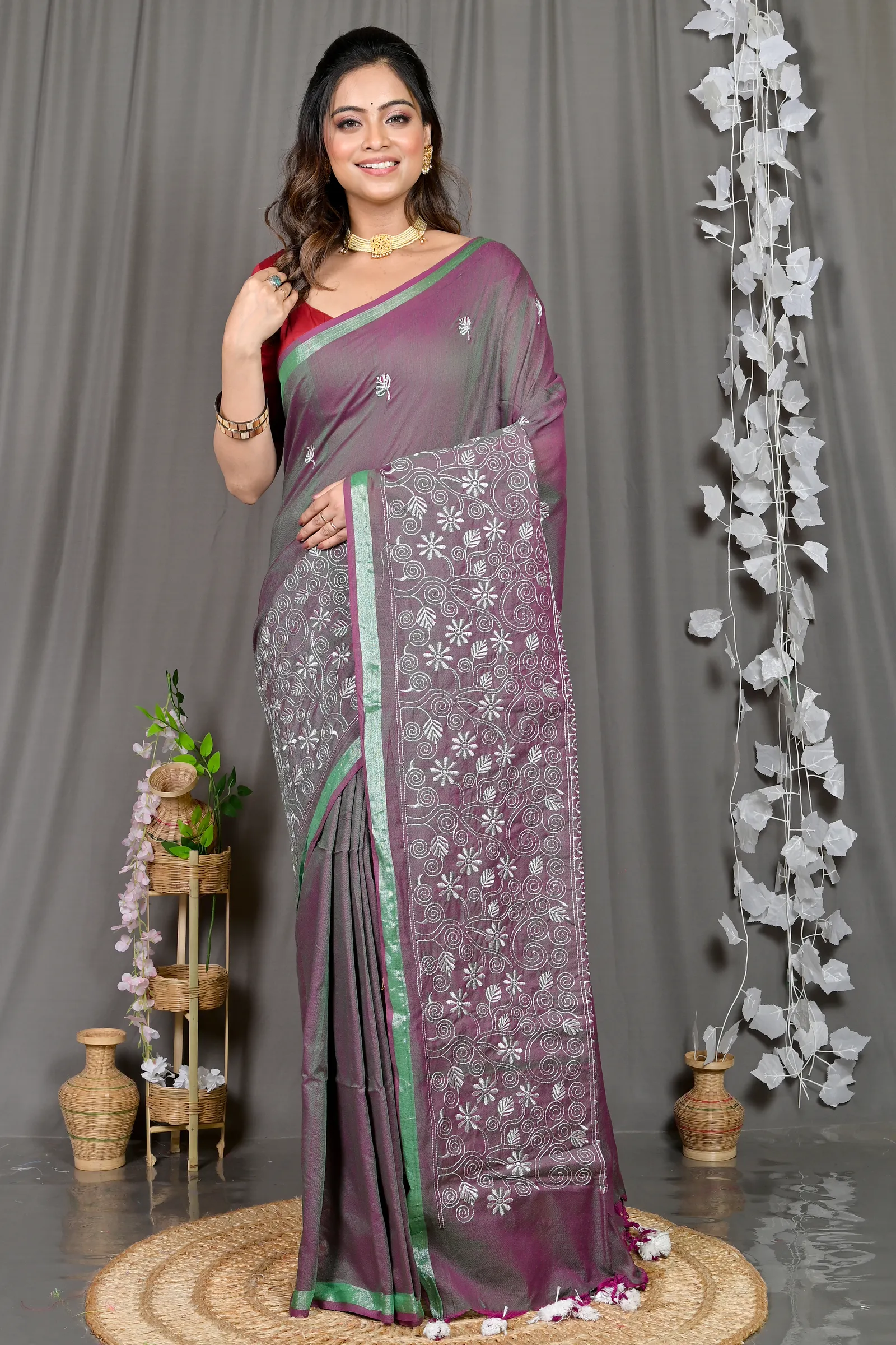 DipDiya Cotton Blended Smoke Grey Paru Classic Grace Handloom Sarees