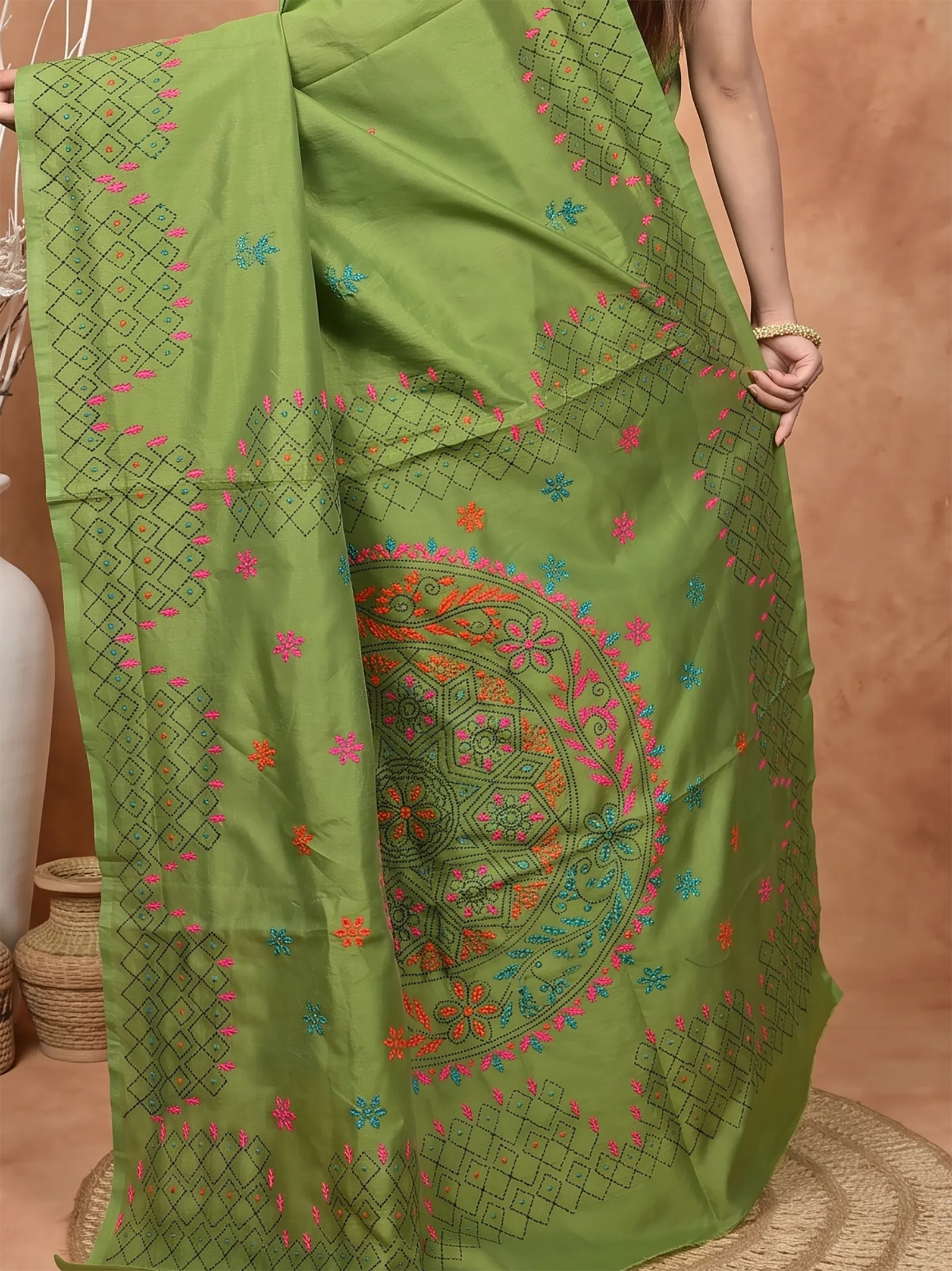 DipDiya Cotton Blended  Traditional Bengali Green Artisan Crafted Soumika Kantha Stitch Saree