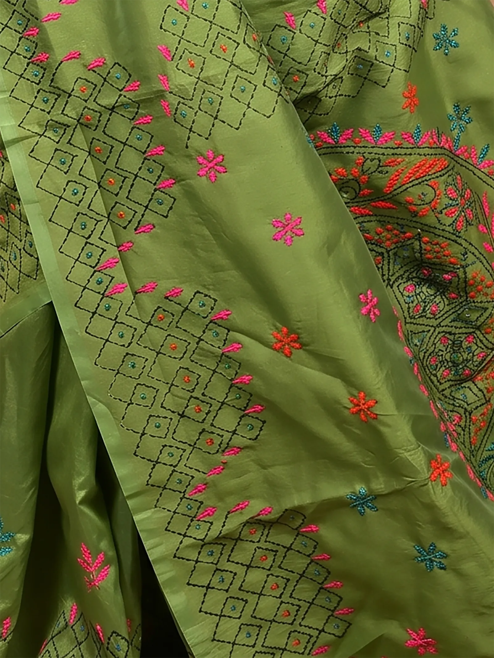 DipDiya Cotton Blended  Traditional Bengali Green Artisan Crafted Soumika Kantha Stitch Saree