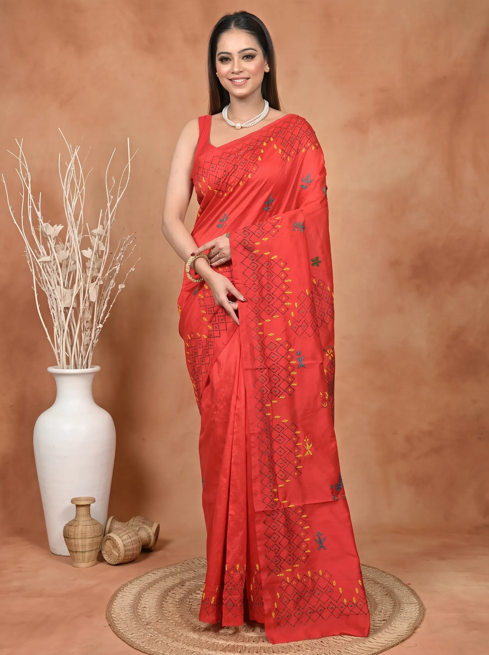 DipDiya Cotton Blended  Traditional Bengali Red Artisan Crafted Soumika Kantha Stitch Saree