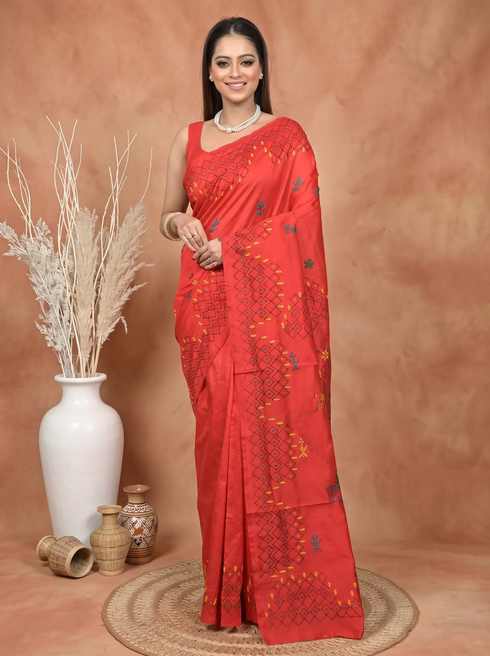 DipDiya Cotton Blended  Traditional Bengali Red Artisan Crafted Soumika Kantha Stitch Saree