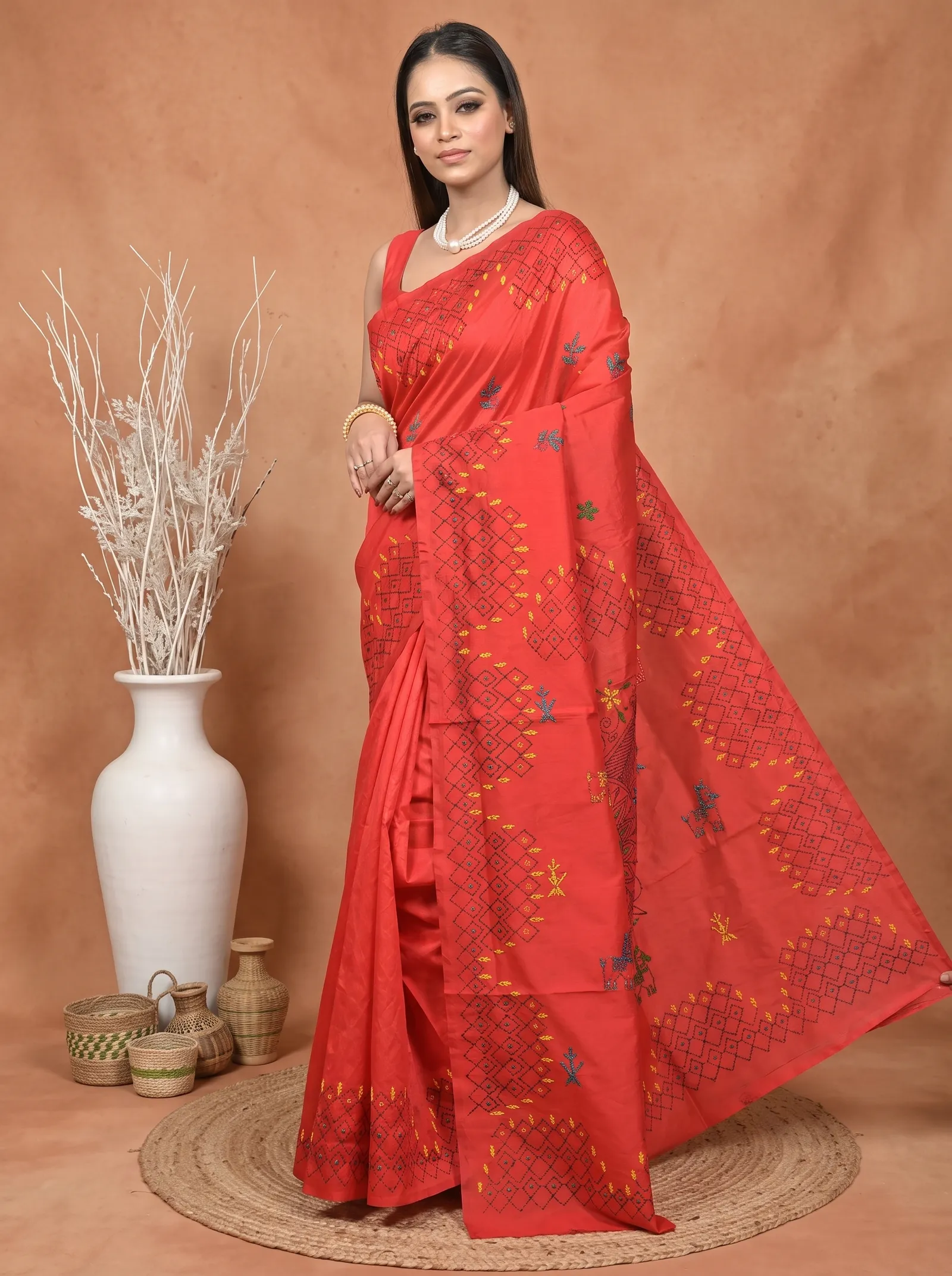 DipDiya Cotton Blended  Traditional Bengali Red Artisan Crafted Soumika Kantha Stitch Saree
