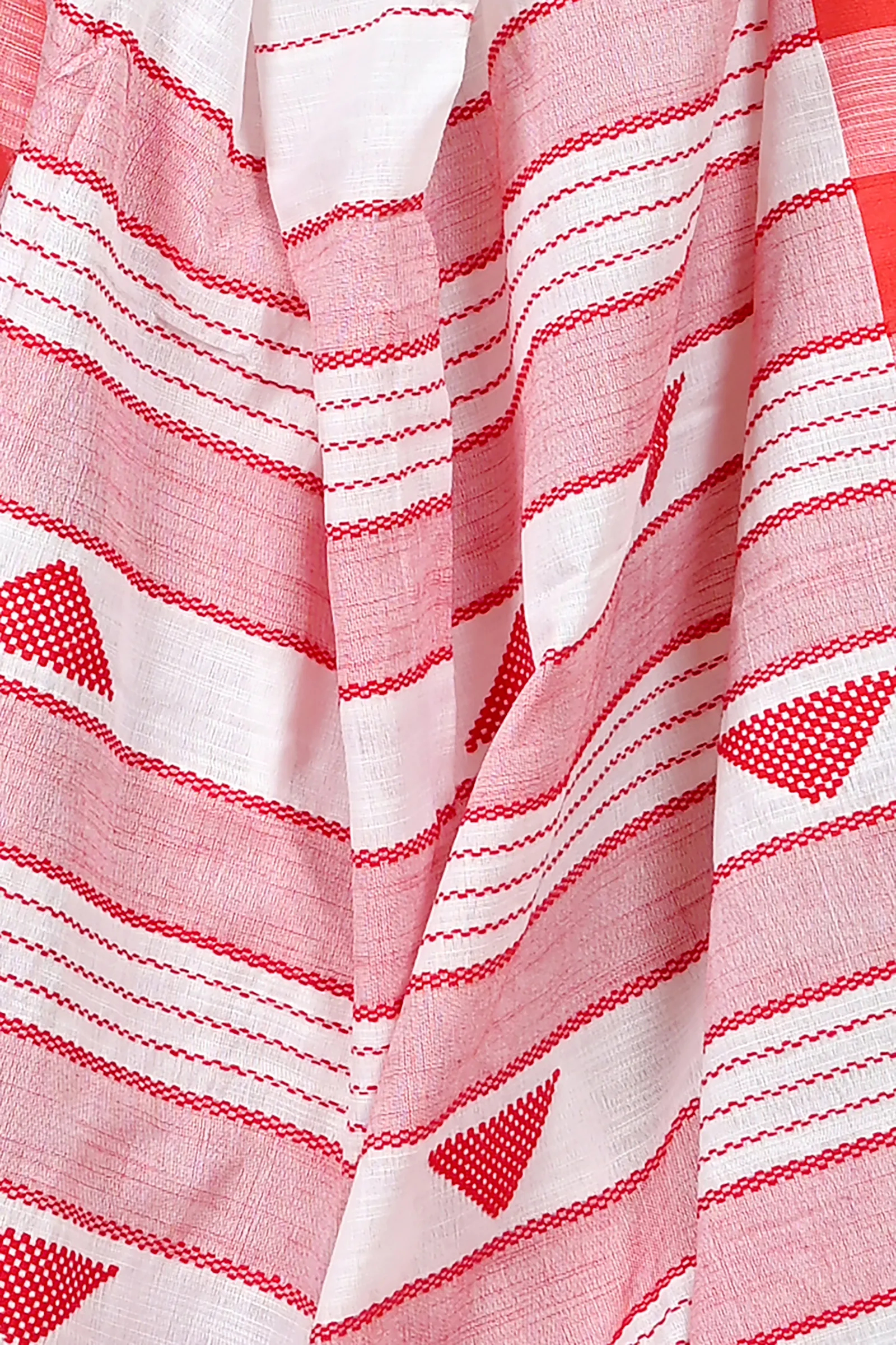 DipDiya Cotton Blended White Red Parnika Grace of Bengal Handloom Sarees
