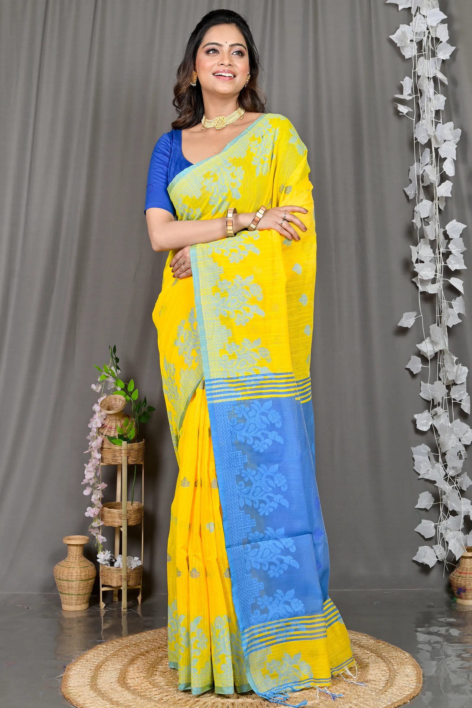 DipDiya Cotton Blended Yellow Blue Parup Handcrafted Elegance Handloom Sarees