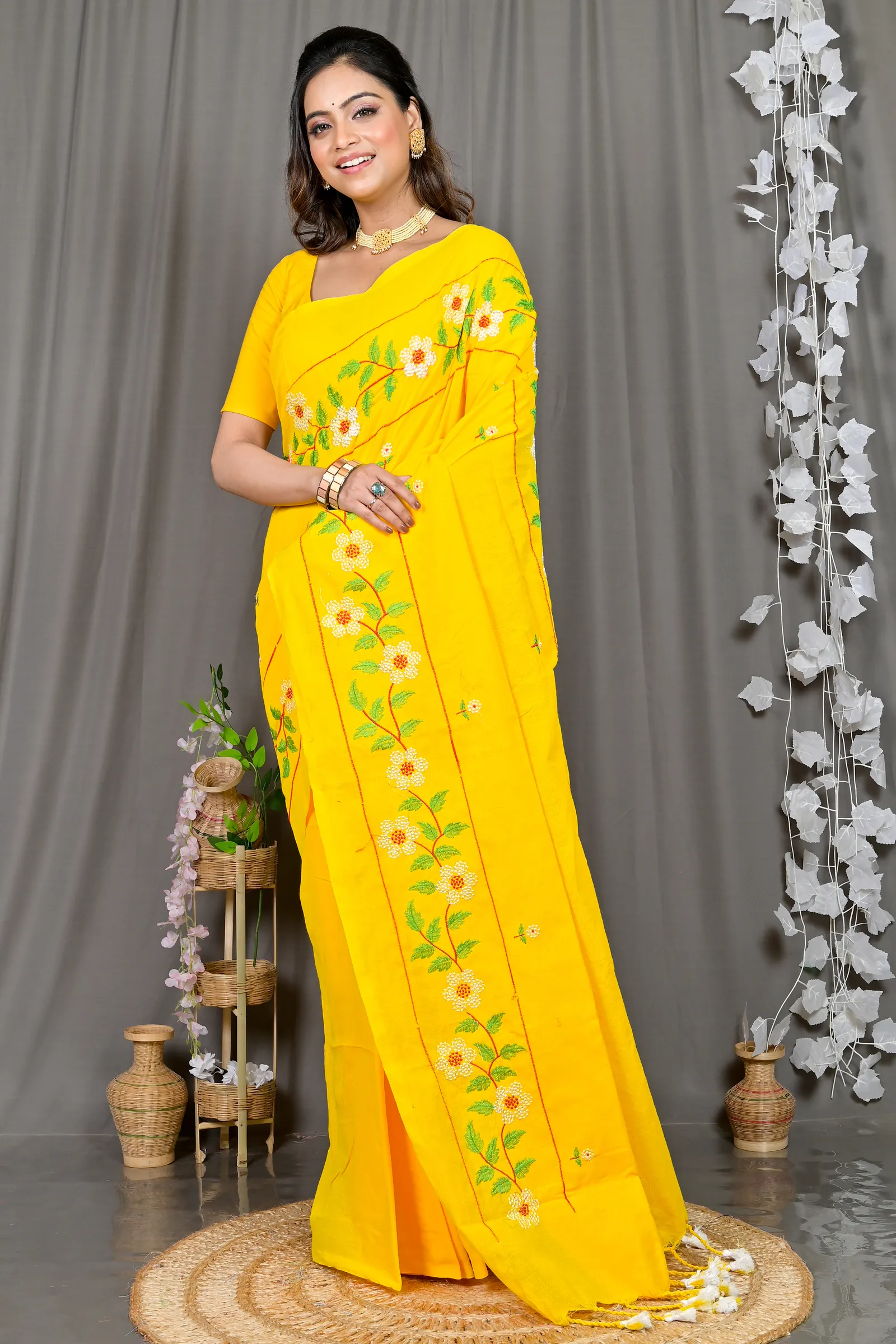 DipDiya Cotton Blended Yellow Paraya Classic Bengali Embroidery Handloom sarees