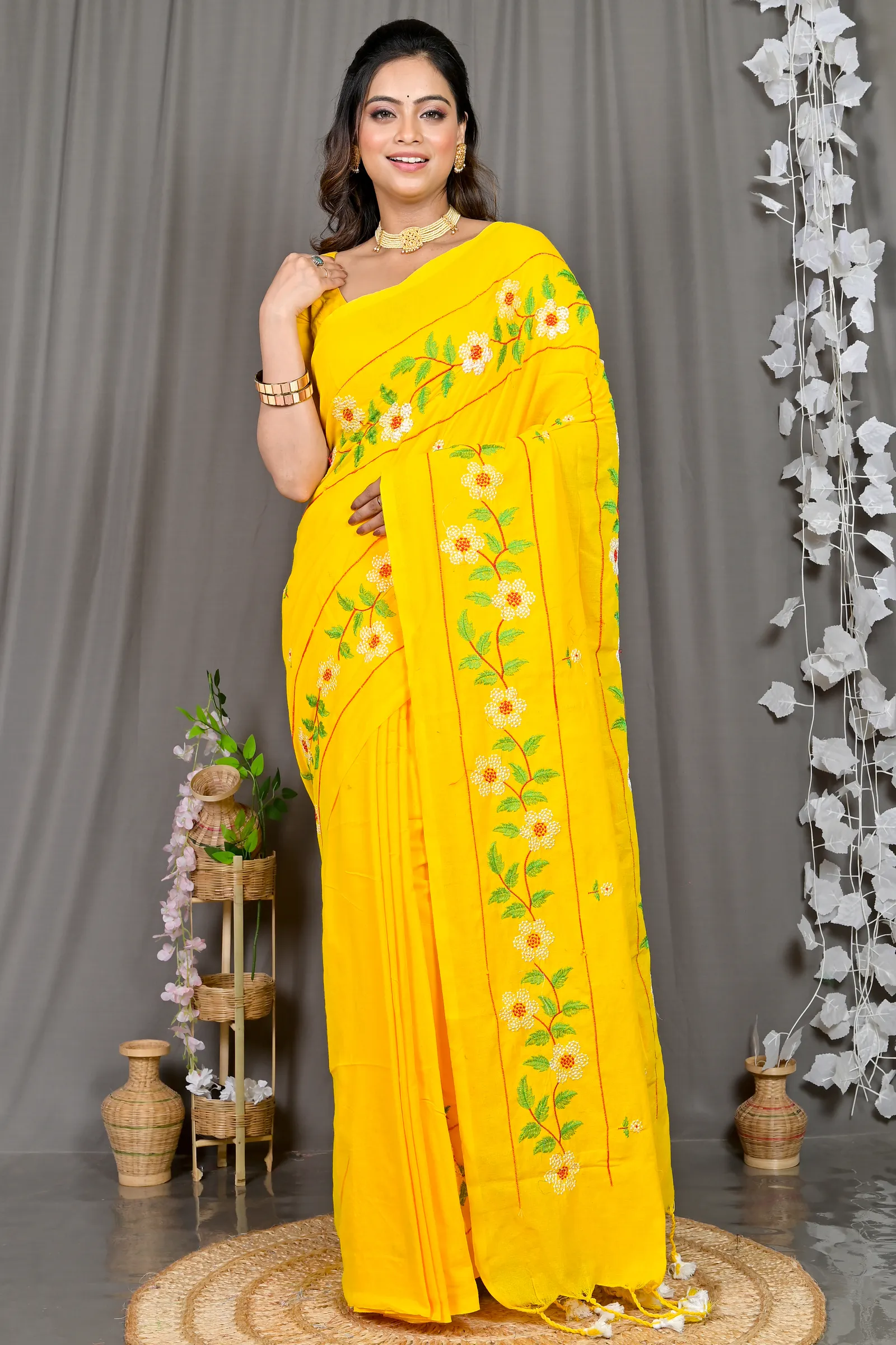 DipDiya Cotton Blended Yellow Paraya Classic Bengali Embroidery Handloom sarees