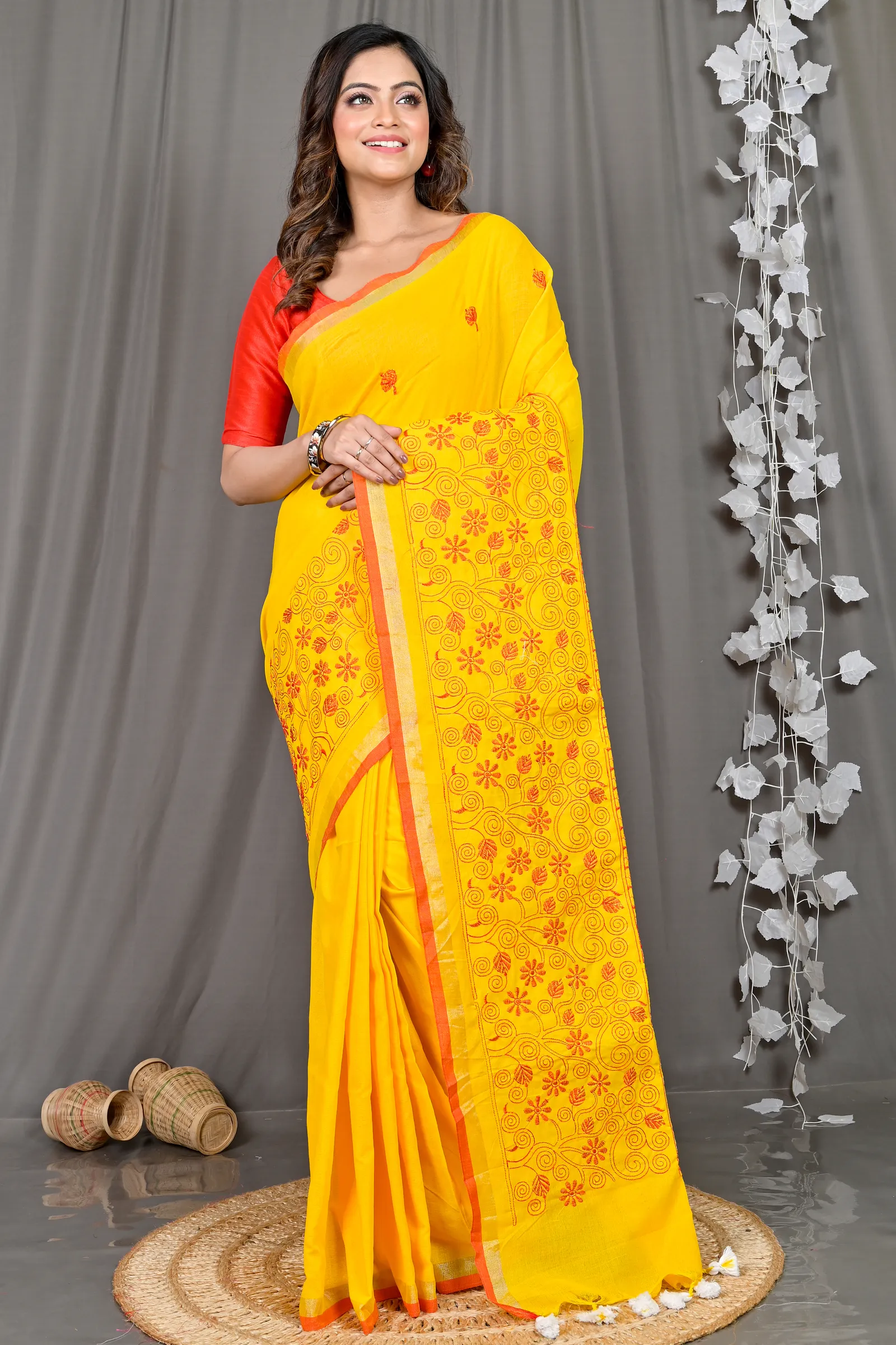 DipDiya Cotton Blended Yellow Paru Crafted in Bengal Handloom Sarees