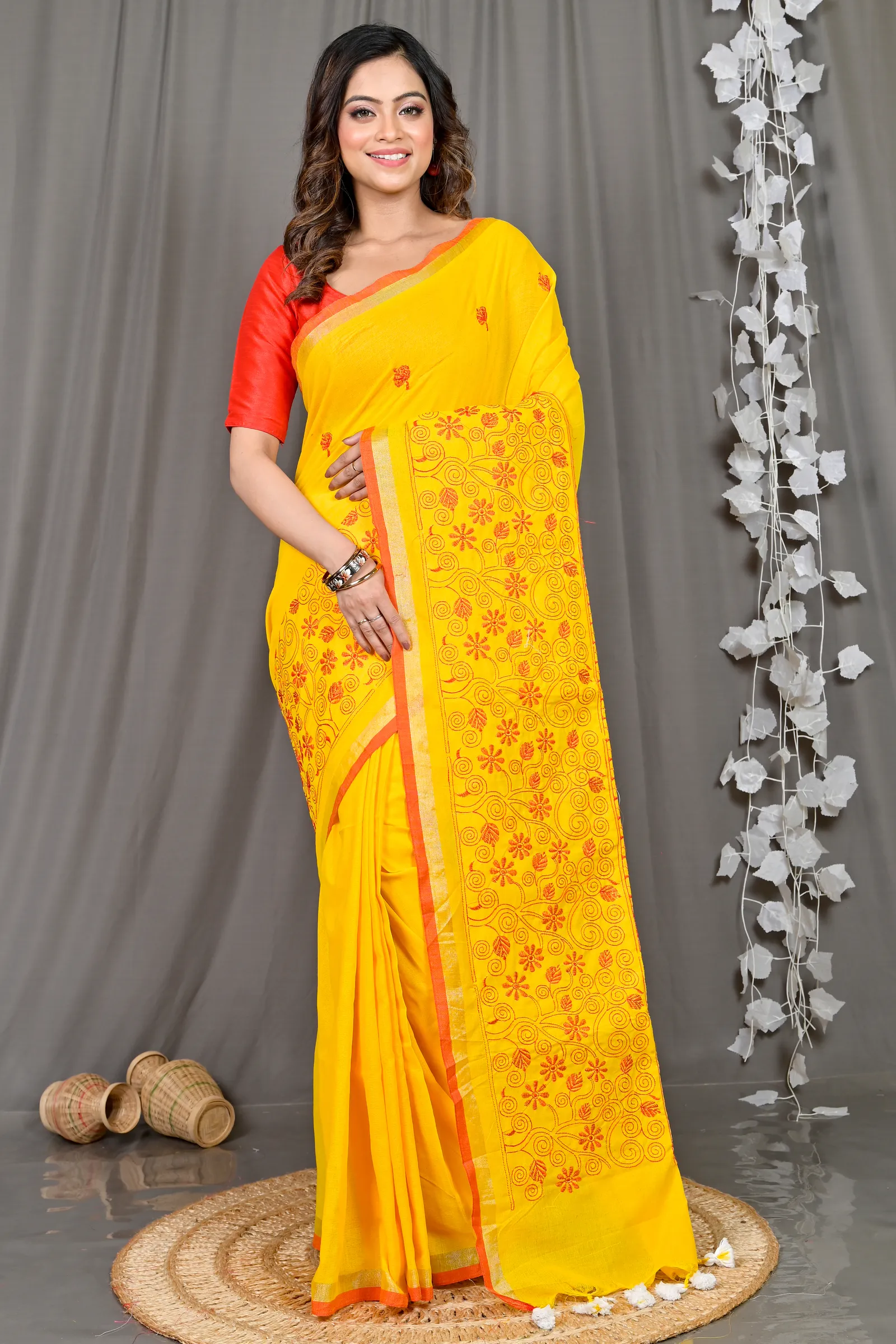 DipDiya Cotton Blended Yellow Paru Crafted in Bengal Handloom Sarees