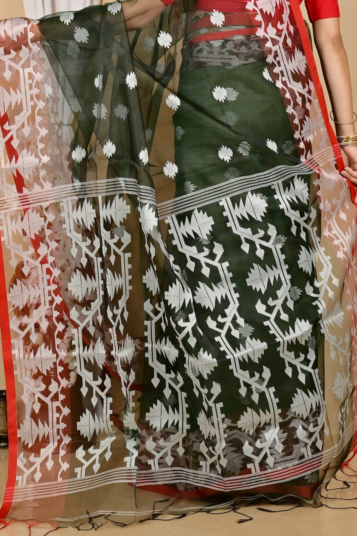 DipDiya Cotton Bottle Green Monimal Elegant by Tradition Muslin sarees