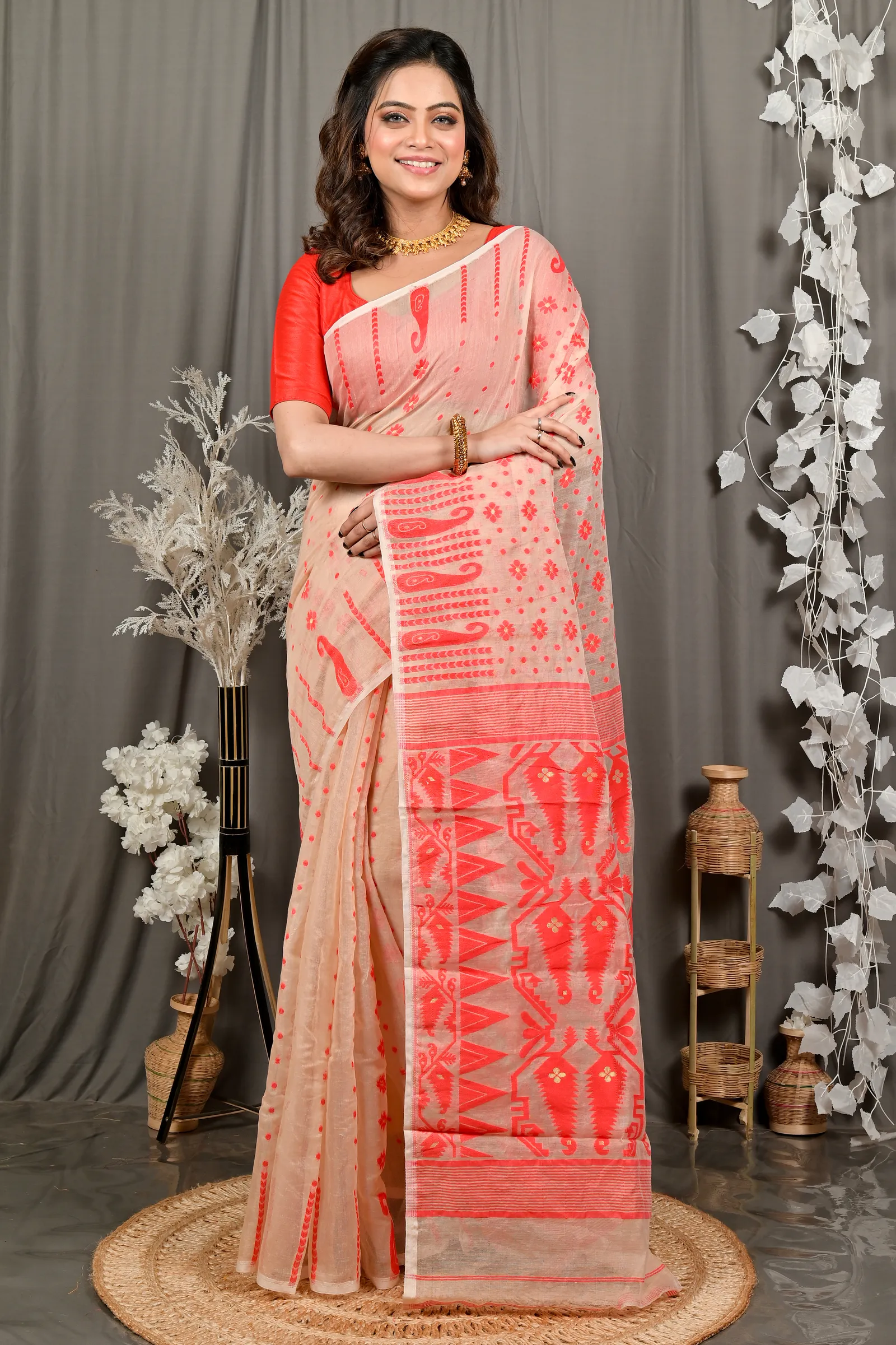 DipDiya Cotton Cream Folai Essence of Bengal Jamdani Sarees