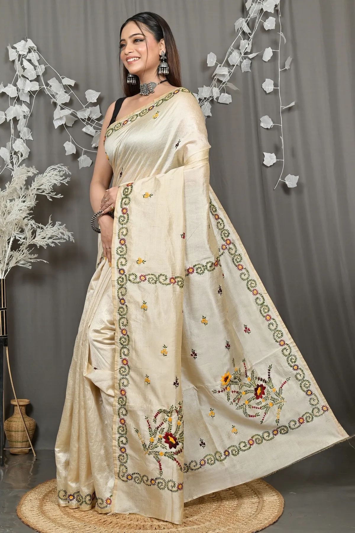 DipDiya Cotton Cream Varitikath Heritage of Bengali Kantha Stitch Sarees