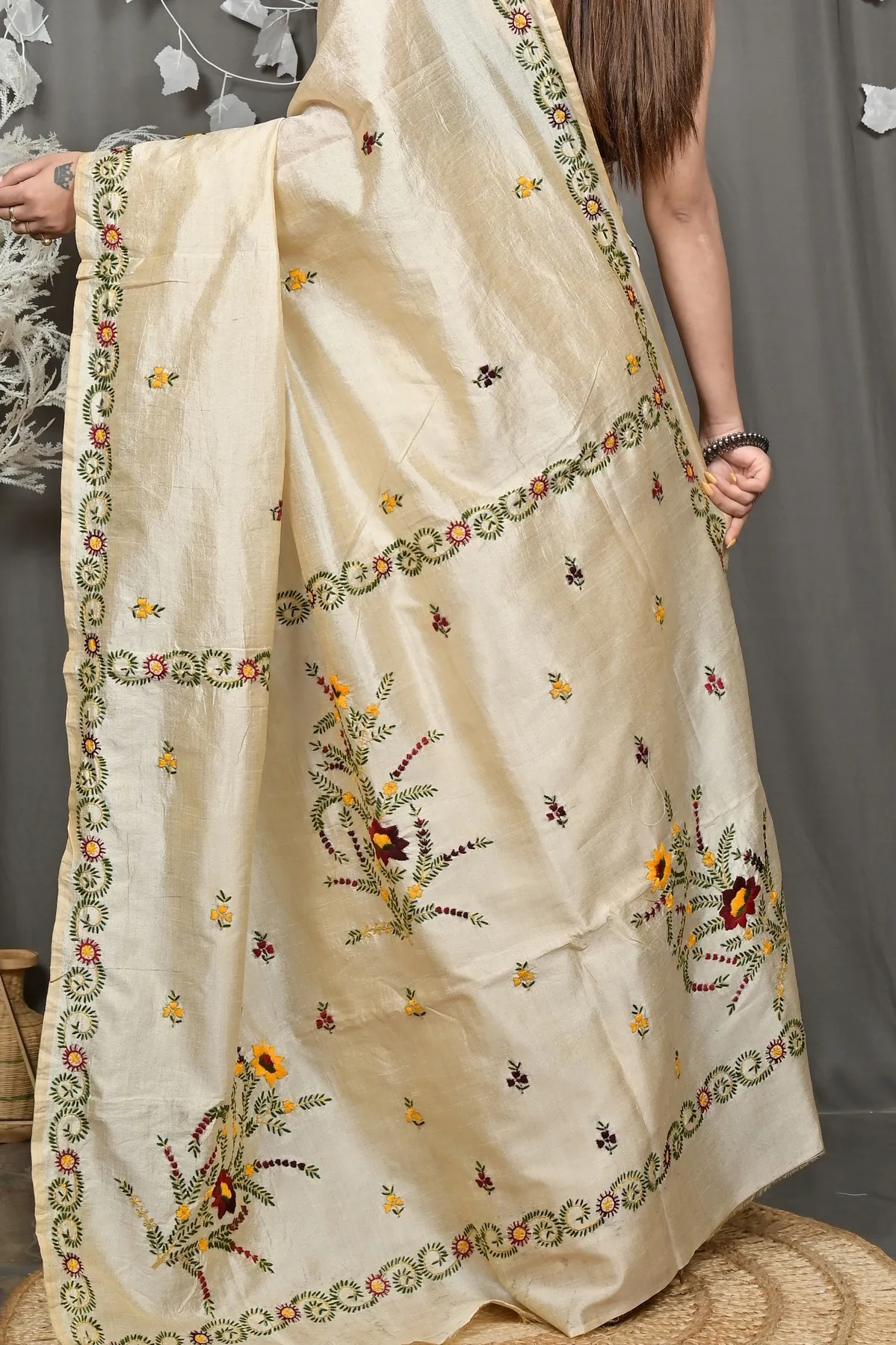 DipDiya Cotton Cream Varitikath Heritage of Bengali Kantha Stitch Sarees