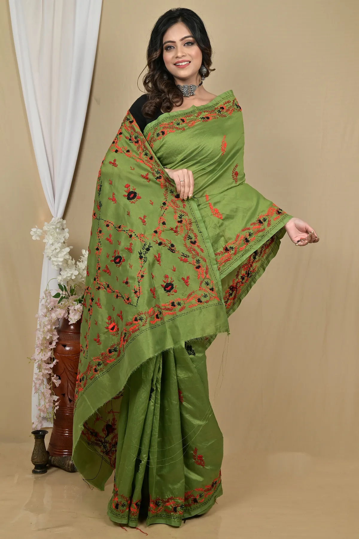 DipDiya Cotton Dark Green Piaja Timeless Elegance Kantha Stitch Sarees
