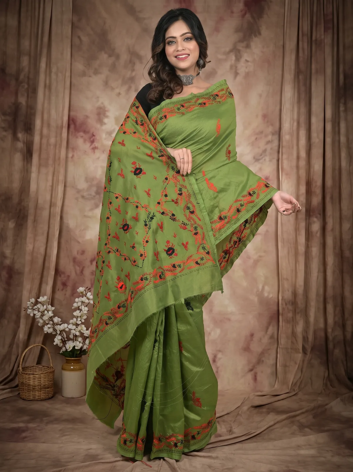 DipDiya Cotton Dark Green Piaja Timeless Elegance Kantha Stitch Sarees