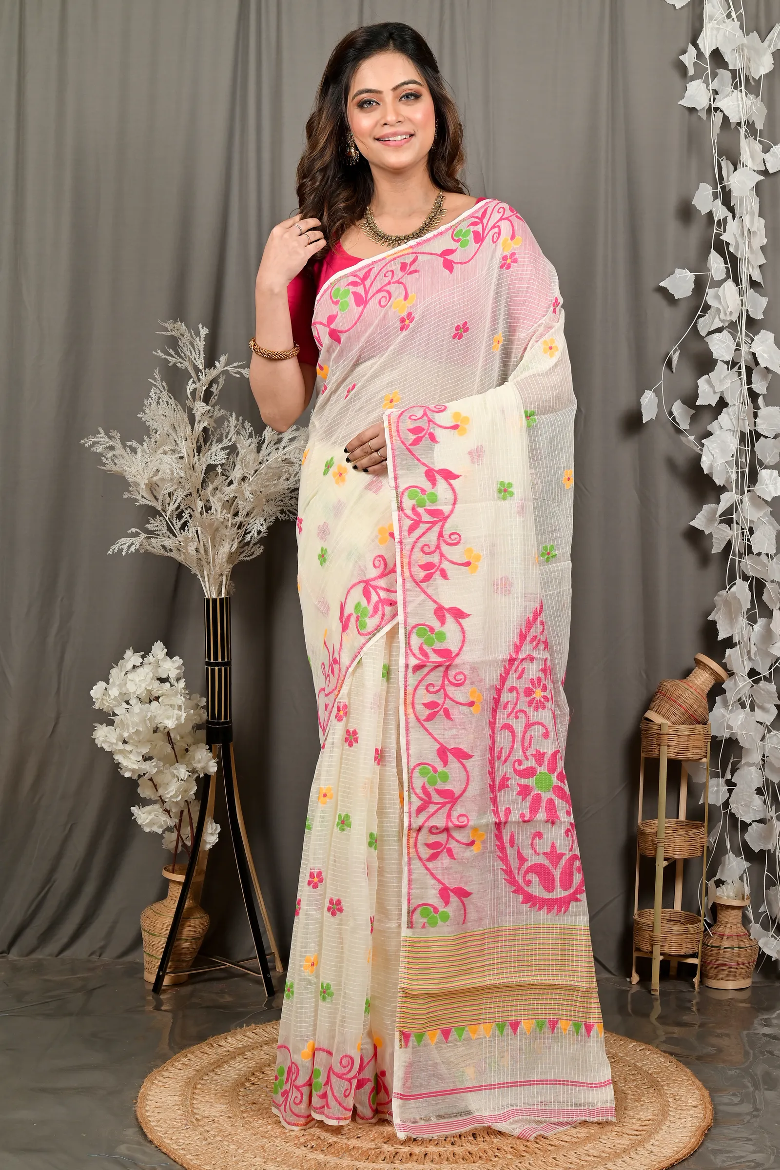 DipDiya Cotton Off White Pink Fivani Classic Bengali Jamdani Sarees