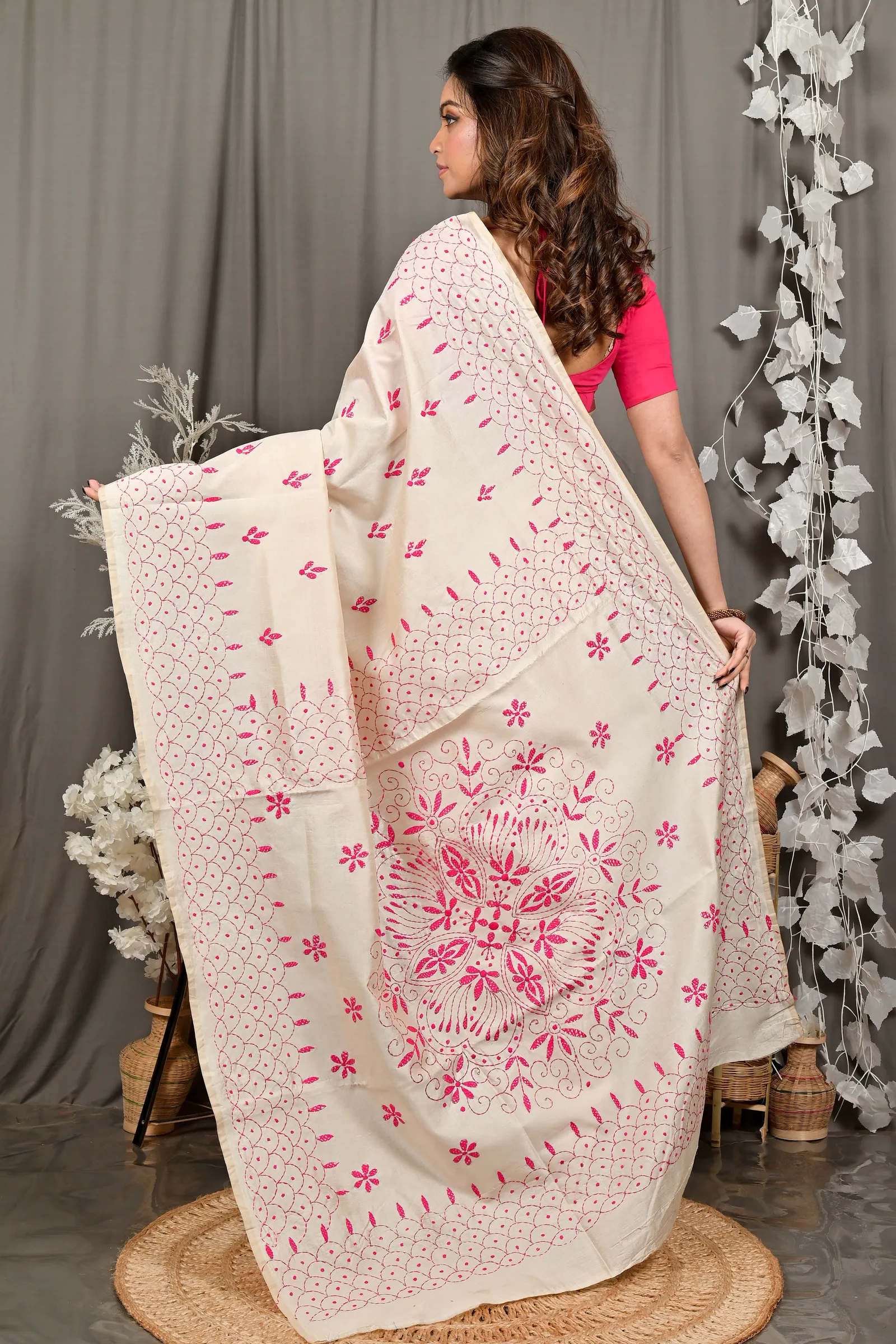 DipDiya Cotton Off White Pink Varitikath Traditional Bengali Kantha Stitch Sarees