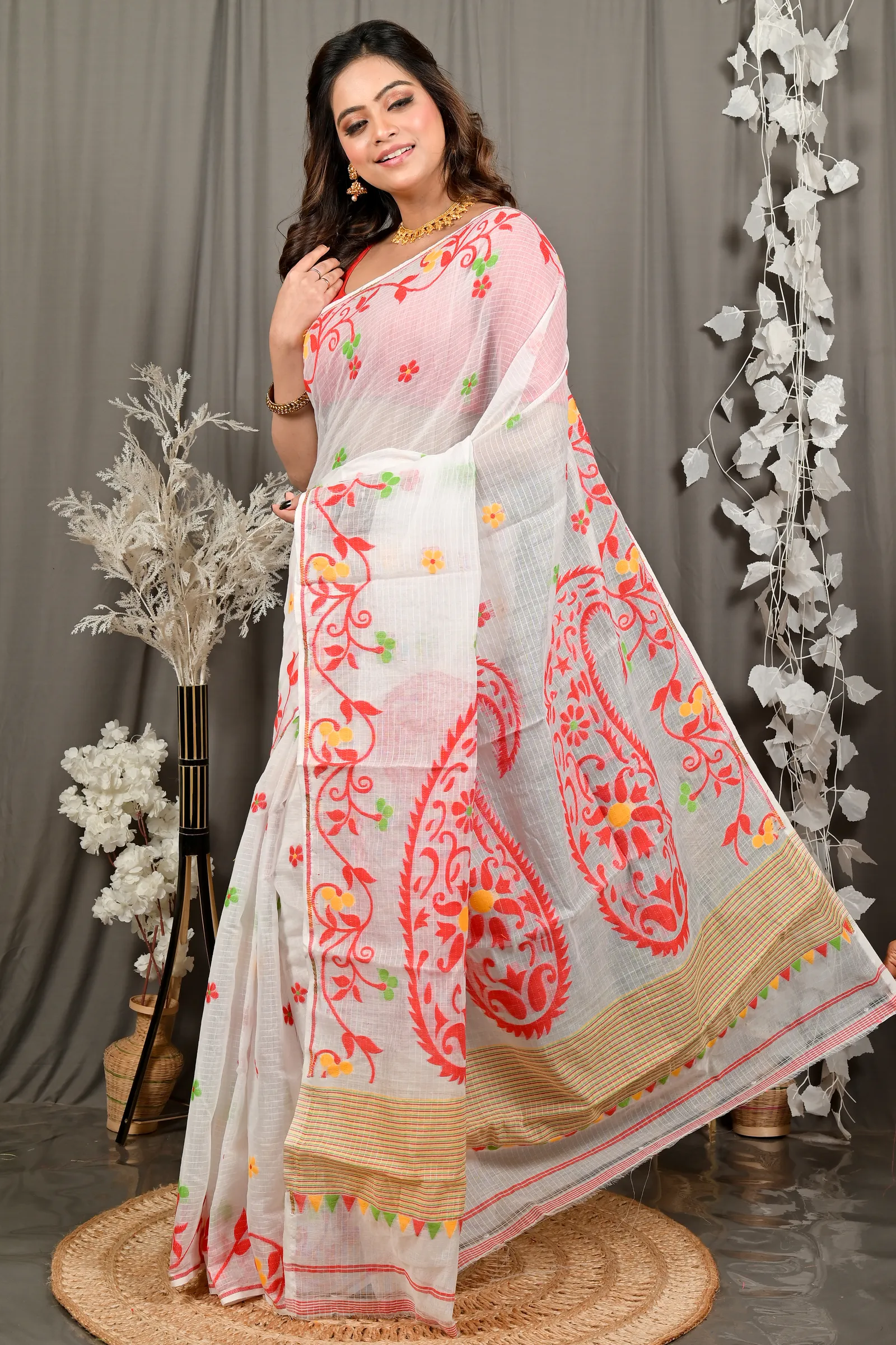 DipDiya Cotton Off White Red Fivani Bengal’s Legacy Jamdani Sarees