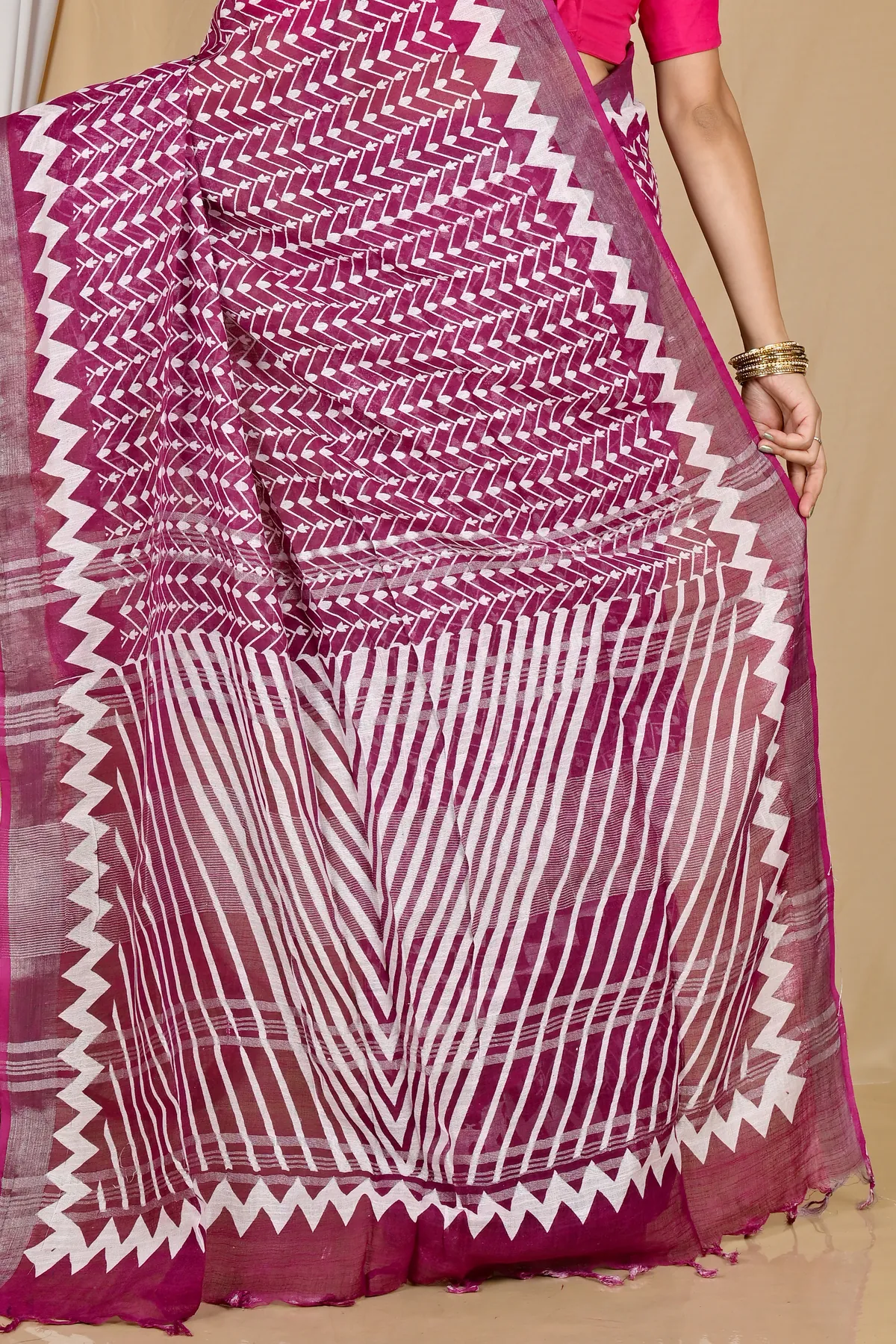 DipDiya Cotton Purple Sebai Bengal in Every Thread Batik Print Sarees